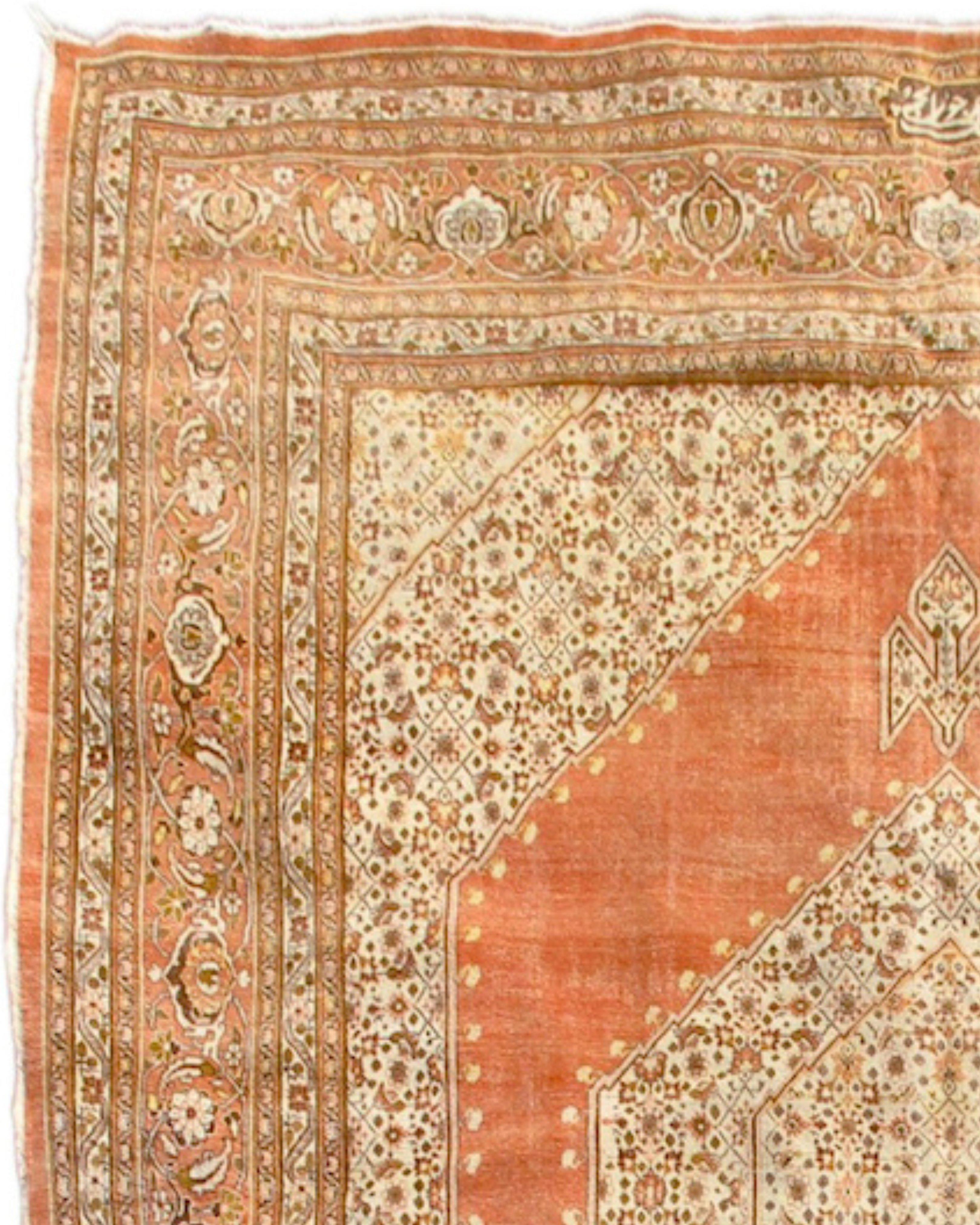 Antique Persian Tabriz Rug, c. 1900 In Excellent Condition For Sale In San Francisco, CA