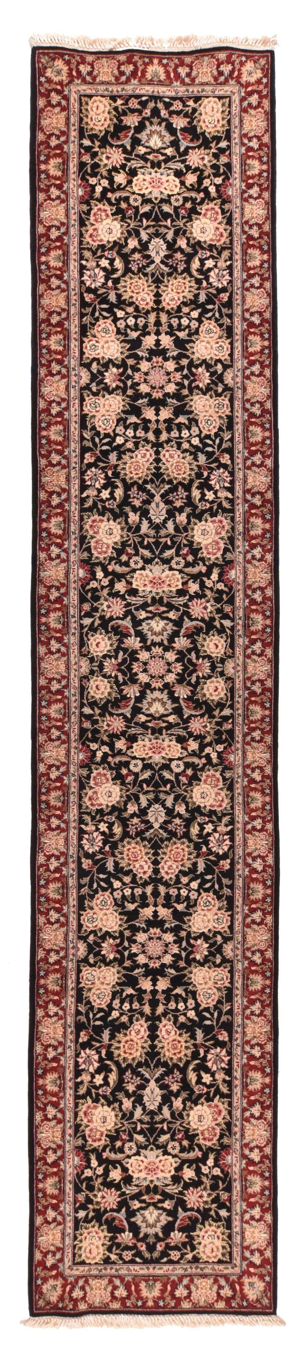 Runner Tabriz 2'3'' x 11'11'' In condizioni Nuovo in vendita a New York, NY