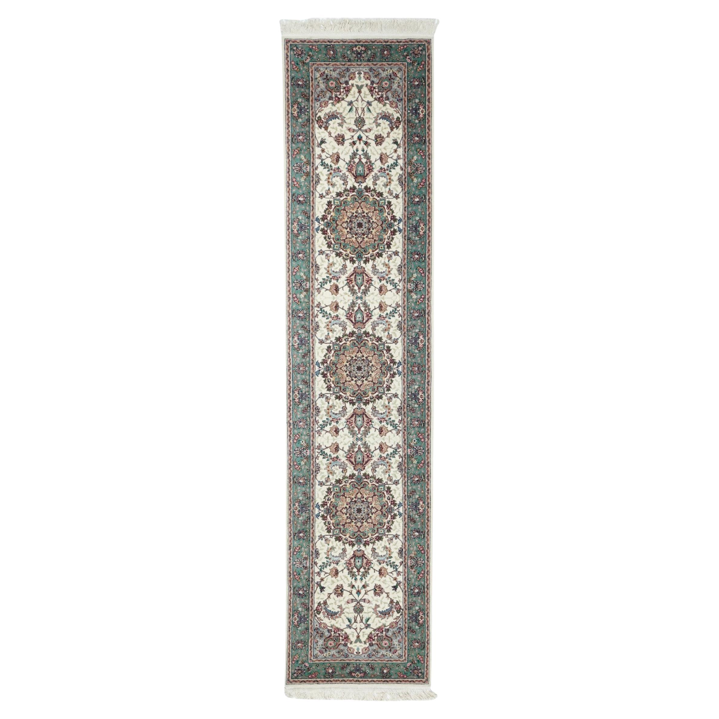 Runner Tabriz 2'6'' x 10'0''