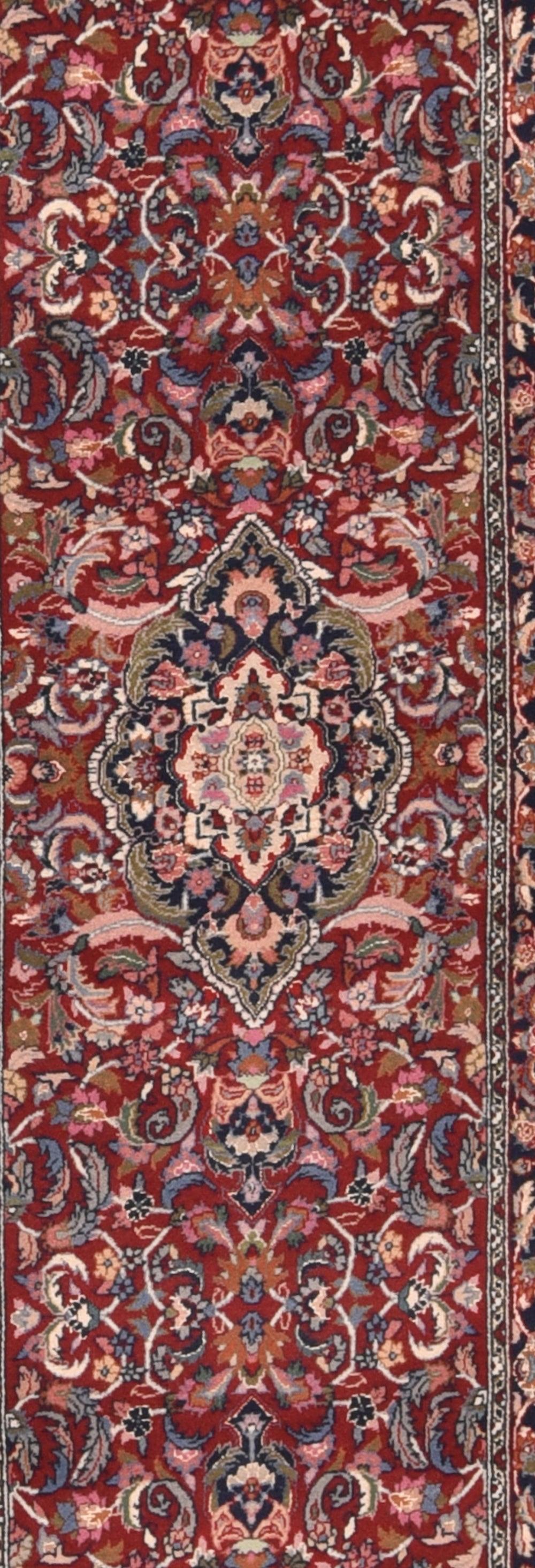 Indiano Runner Tabriz 2'6'' x 12'0'' in vendita
