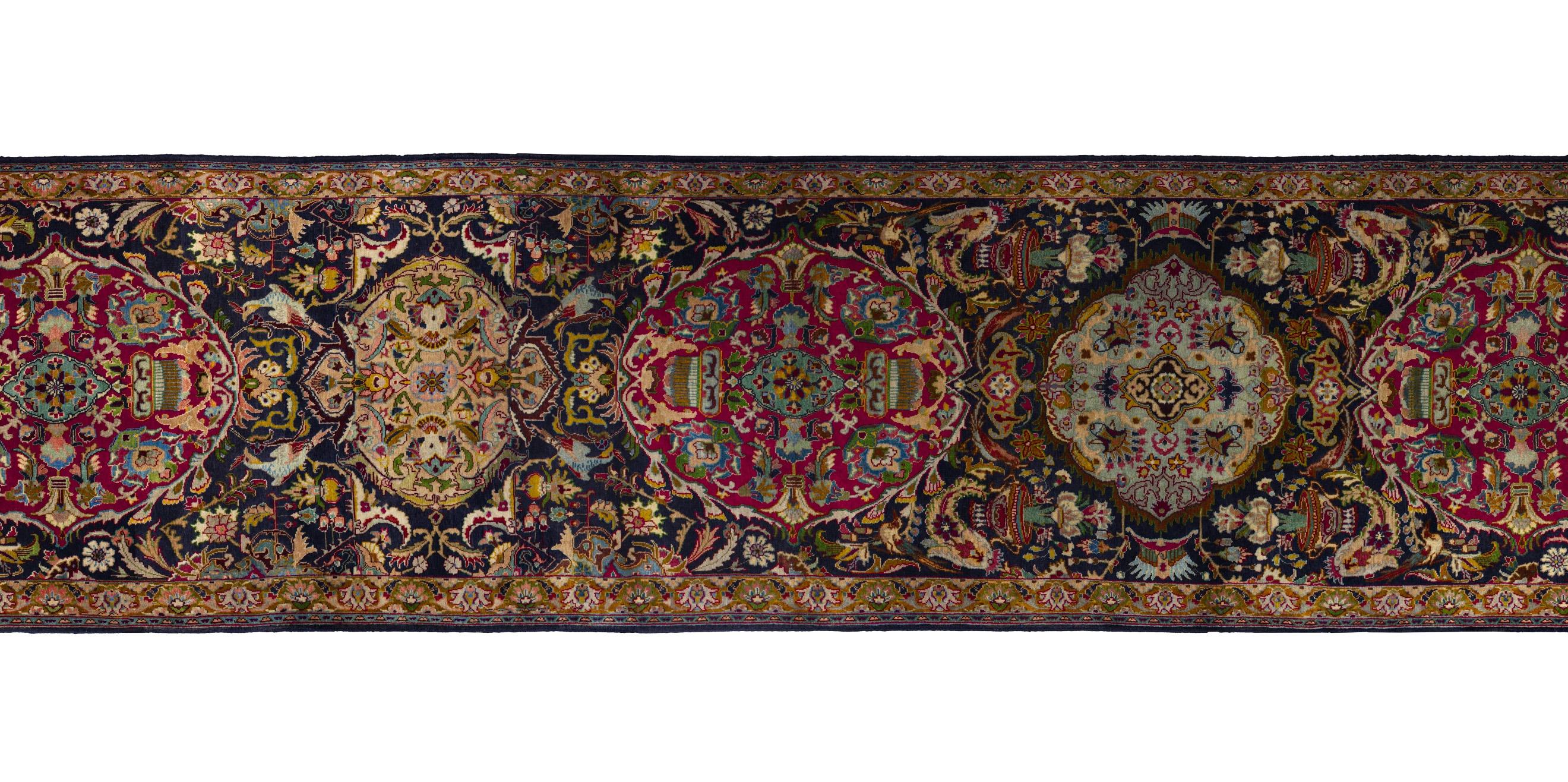 Laine Tapis de course Tabriz 3 ft x 15 ft - Noir Ivoire Rouge en vente