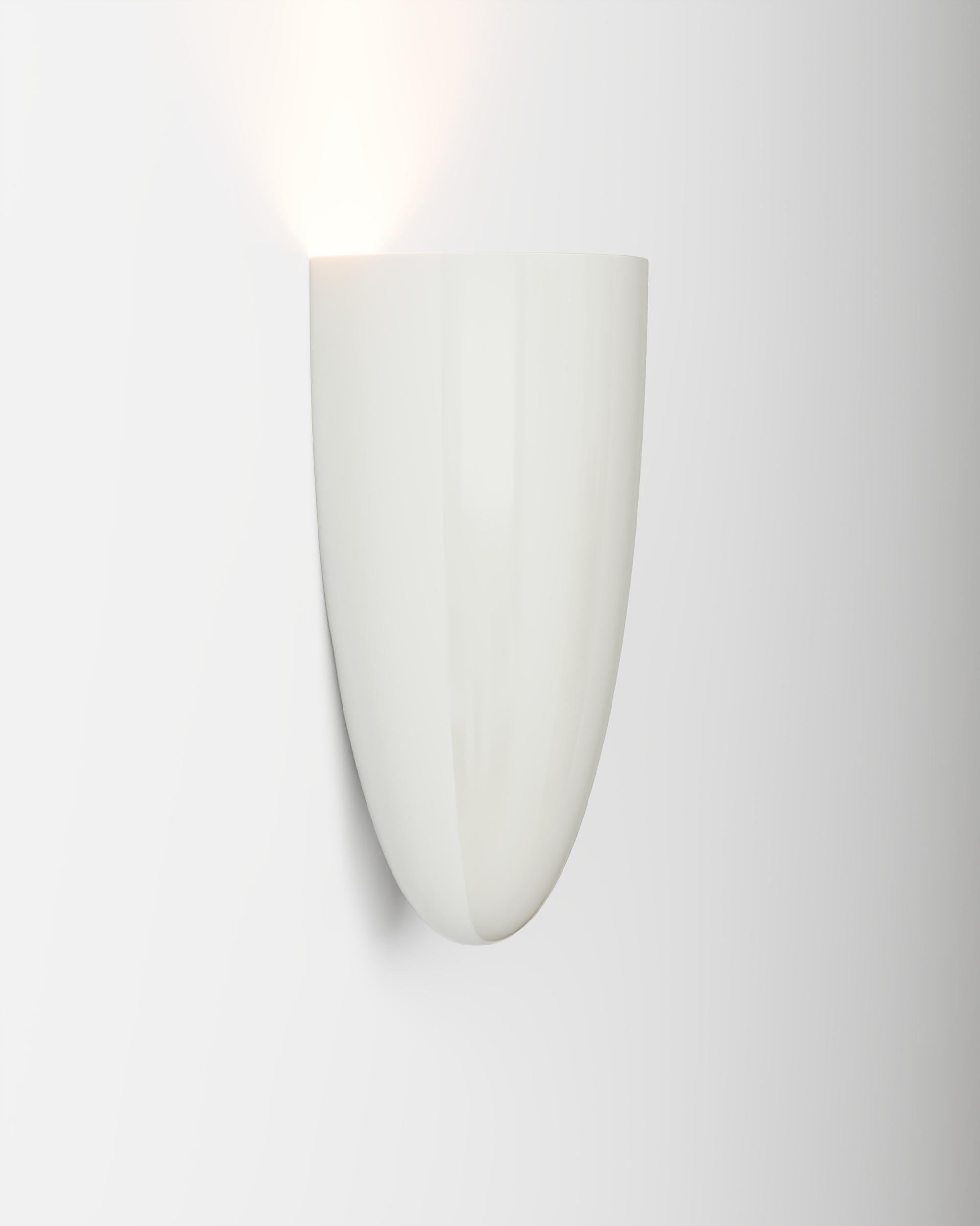 Tabu G Wall Lamp by Studio Orth Neuf - En vente à Geneve, CH
