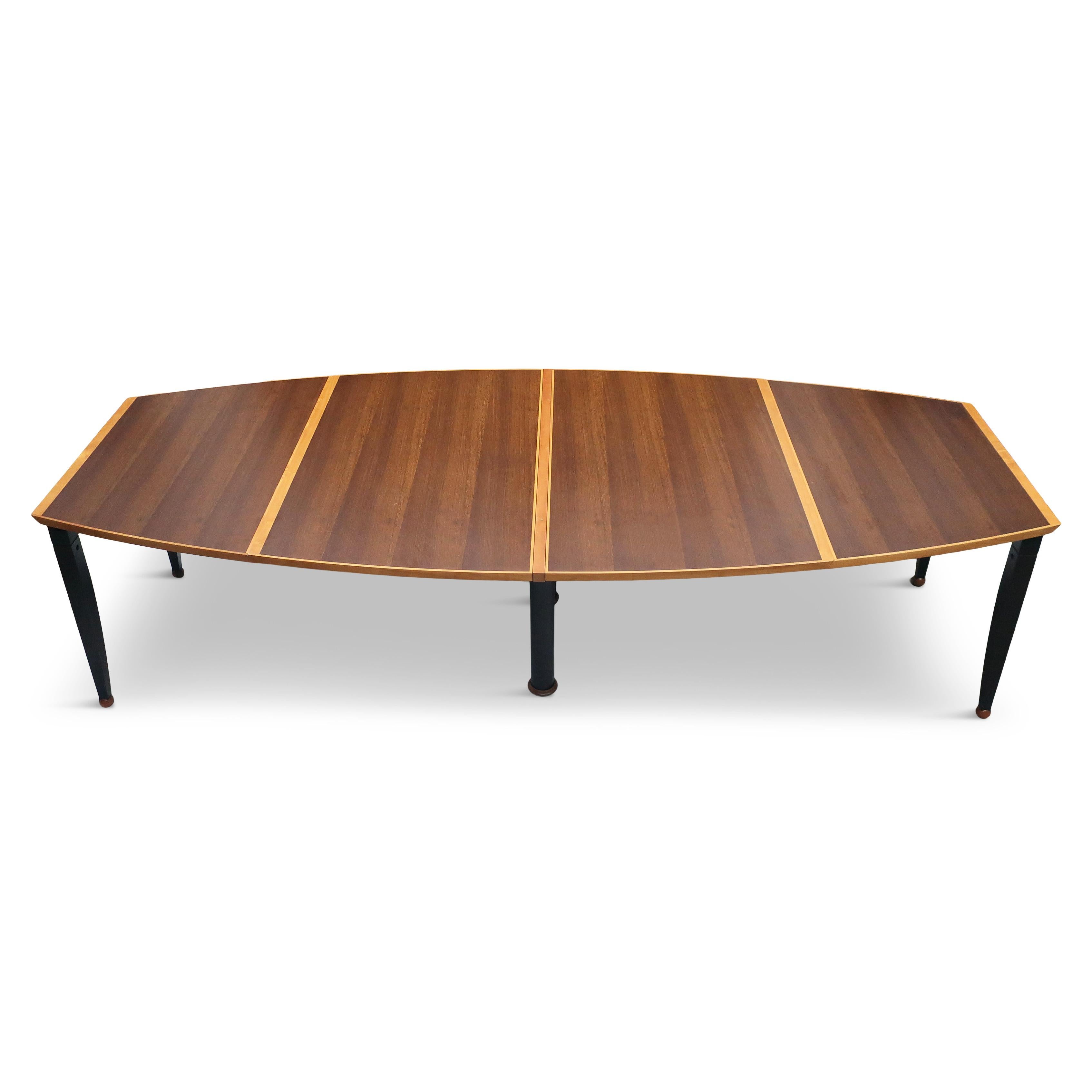 Tabula Magna Dining Table by Oscar Tosquets Blanca for Driade Aleph, '1991' In Good Condition For Sale In Brooklyn, NY