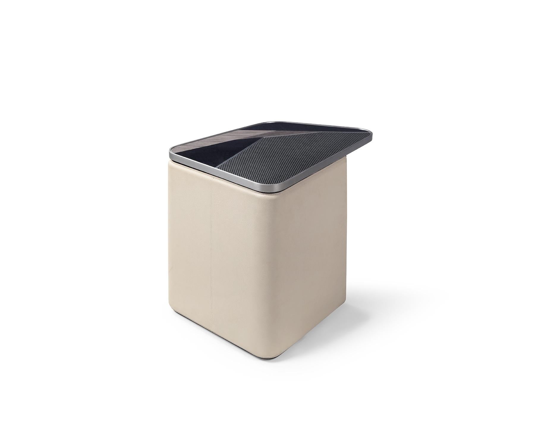 Arts and Crafts Tabula Nest of Tables by Madheke, Small in vendita