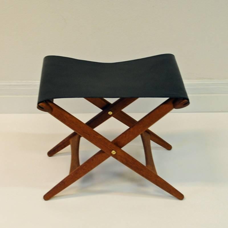 Taburet in Oak and Leather 1950s by Östen Kristiansson, Sweden In Good Condition In Stockholm, SE