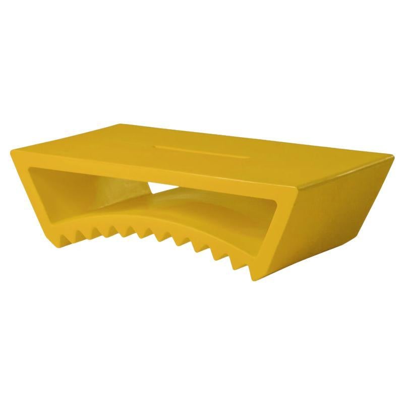 Table basse Tac jaune safran de Marco Acerbis