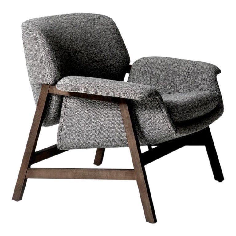 Tacchini Agnese Armchair Designed by Gianfranco Frattini For Sale at