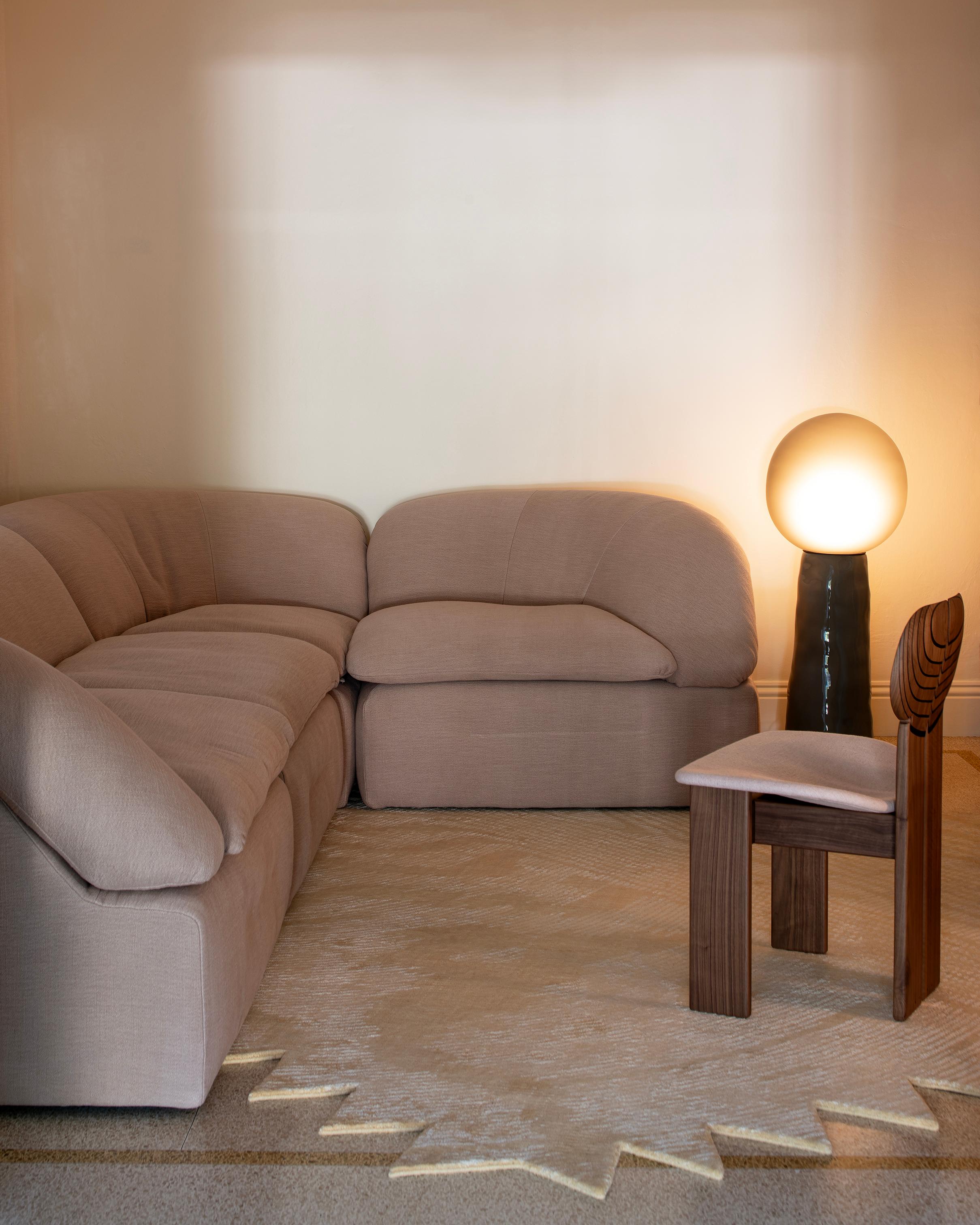 Butter Sofa is a soft and sculptural modular sofa, shaped from a lump of butter. It is part of the Bread and Butter collection created in collaboration with Faye Toogood.
upholstered in Tacchini  LOTO 07 CAT. L
four pieces
1) Module M - L 115 P 115