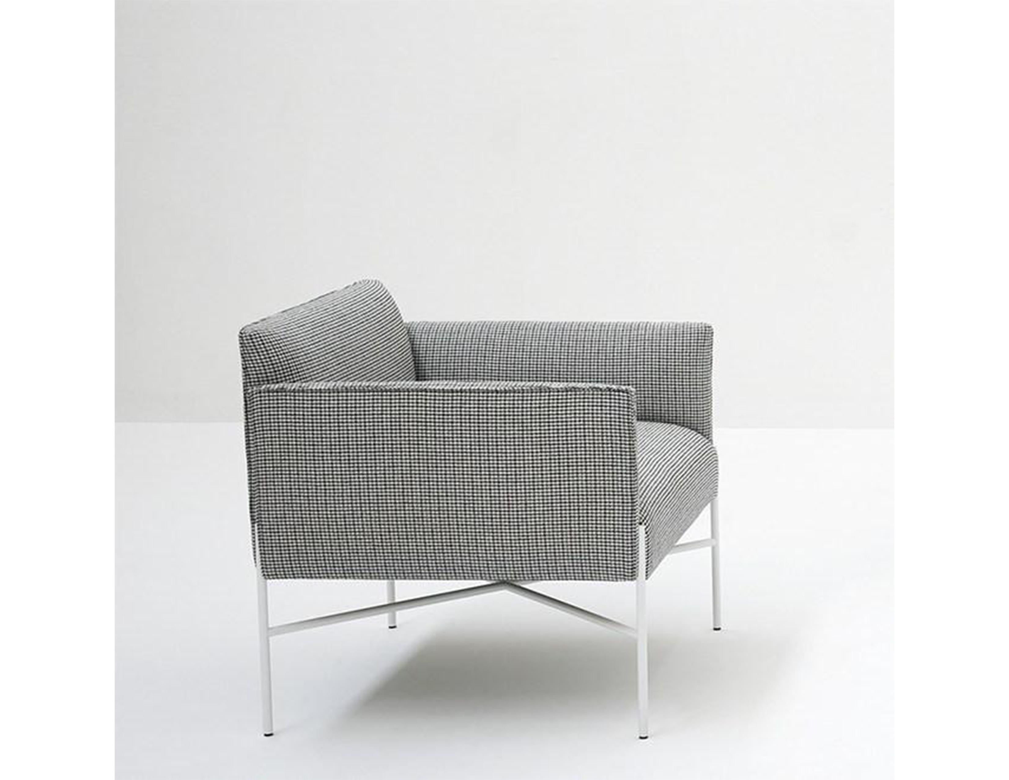 Customizable New Tacchini Chill-Out Armchair Designed by Gordon Guillaumier For Sale 7