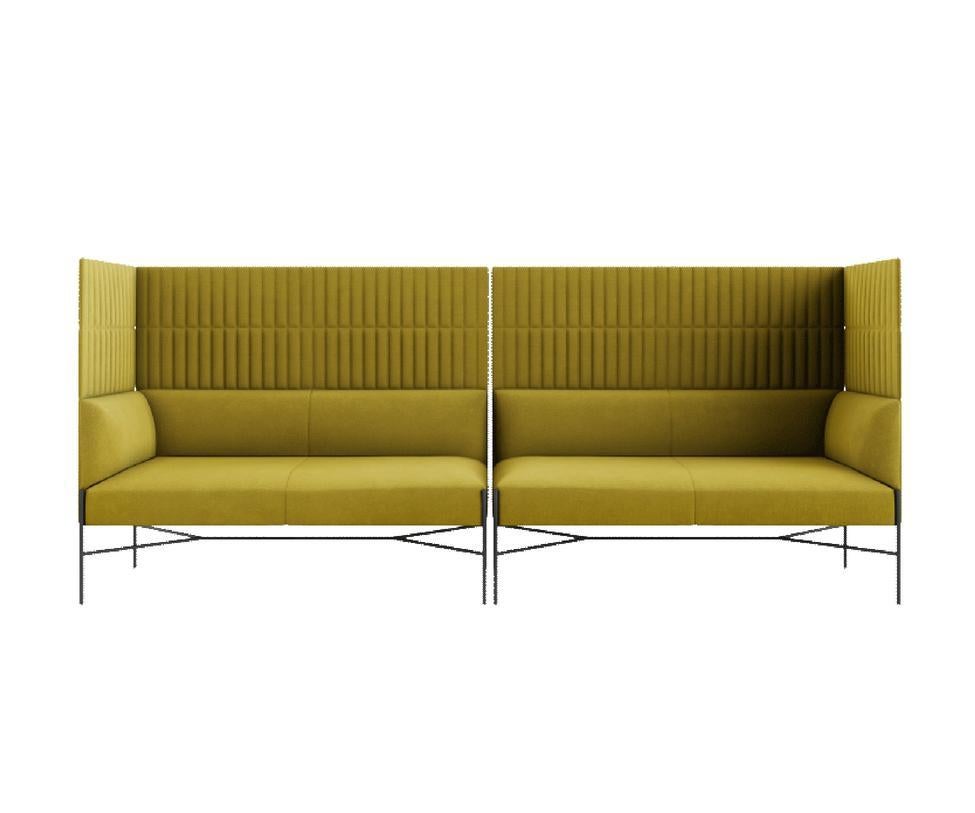 Chill-Out is a system of sofas and armchairs that can stand alone or create a vast range of different linear or corner compositions. It features a light, slim base and cosy, comfortable cushioning, to which back and armrests can be added. An ideal