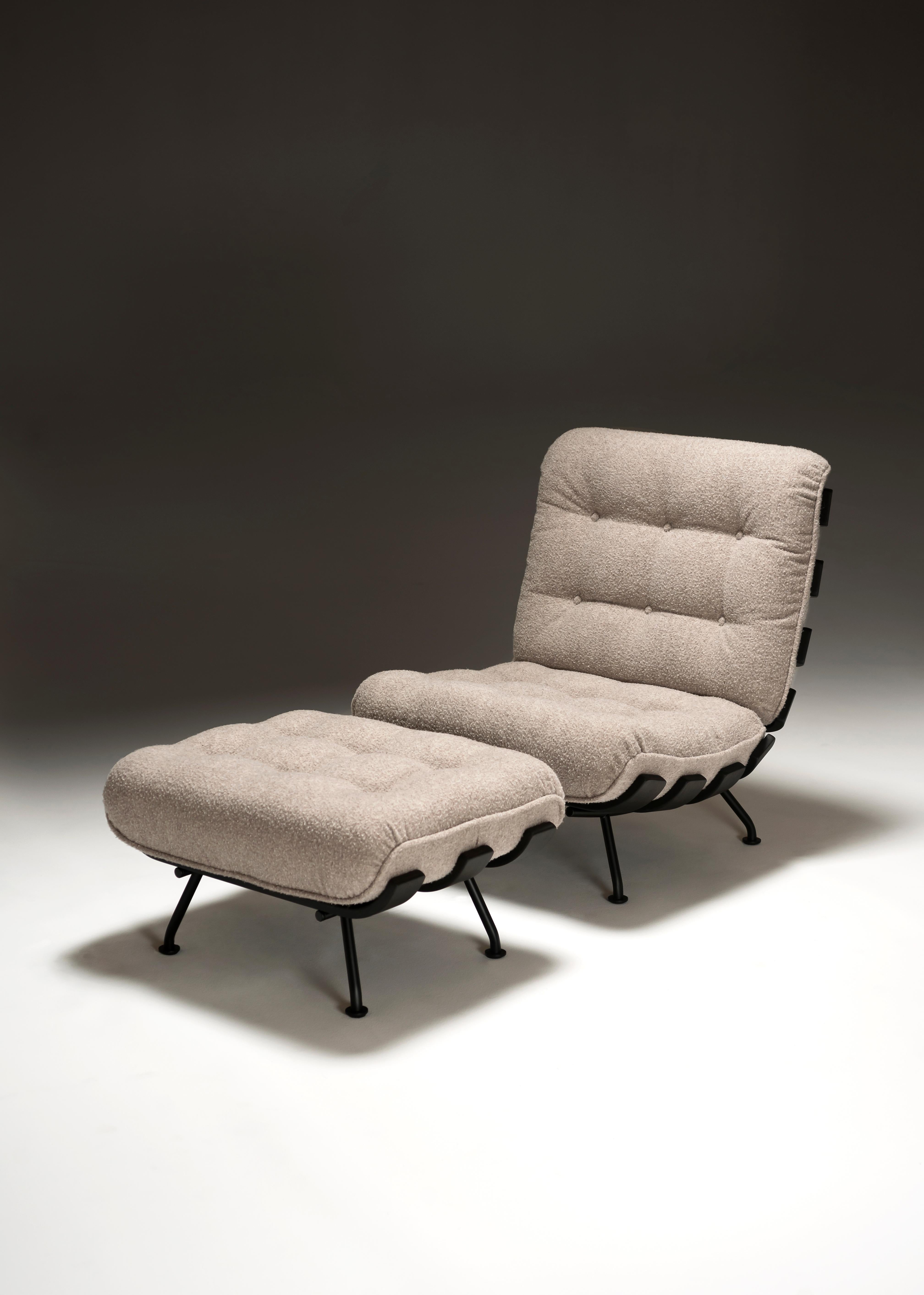 Modern Tacchini Costela Chair Wool with Metal Base by Martin Eisler