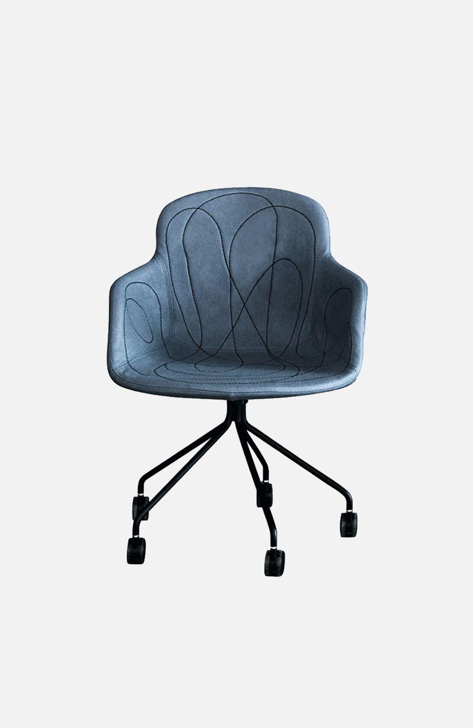 Customizable New Tacchini Doodle Chair Designed by Claesson Koivisto Rune 4