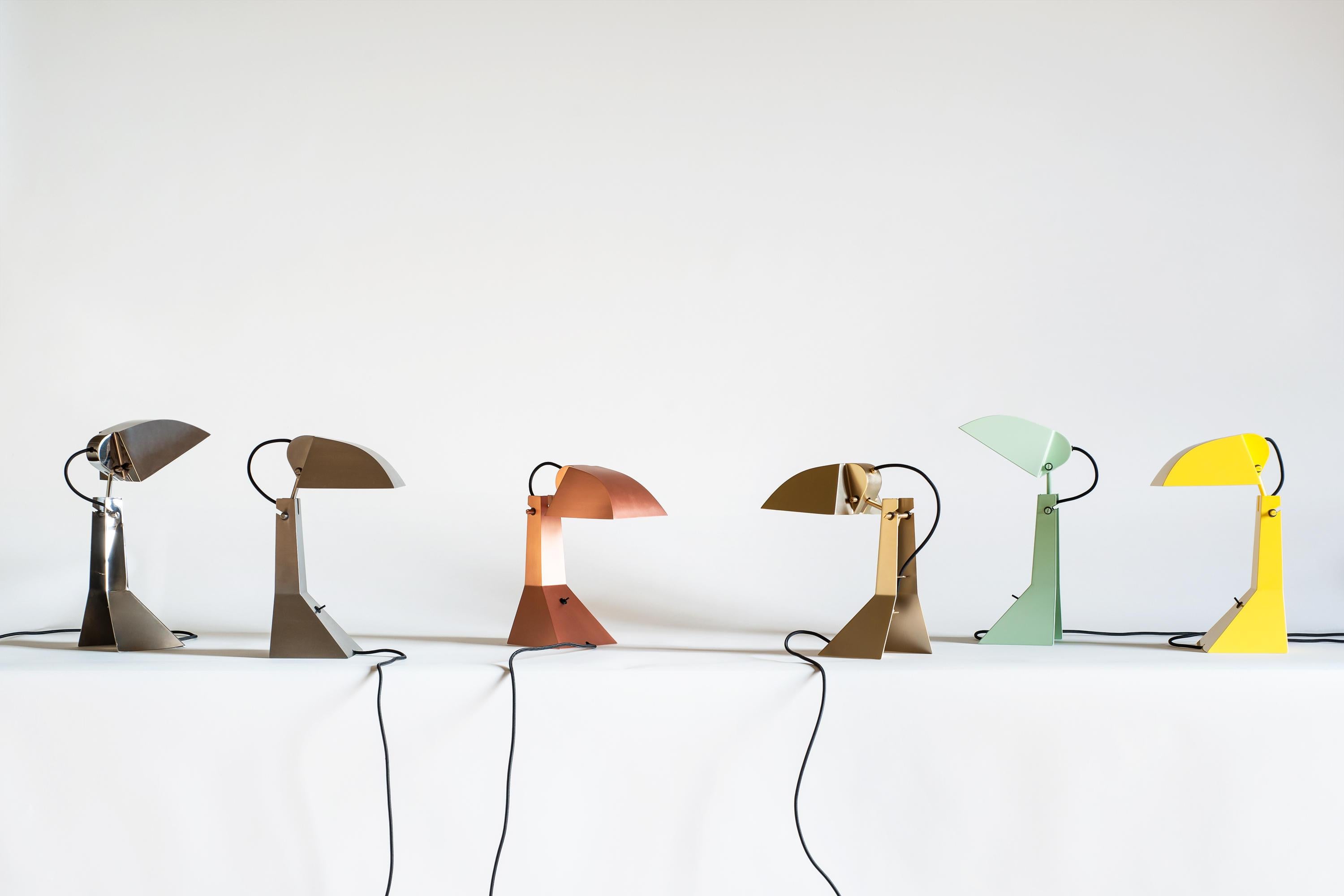 Lampe de bureau Tacchini E63 en cuivre mat brossé conçue par Umberto Riva en vente 4