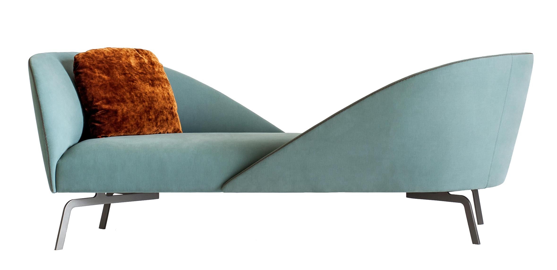Customizable Tacchini Face to Face Sofa designed by Gordon Guillaumier In New Condition For Sale In New York, NY