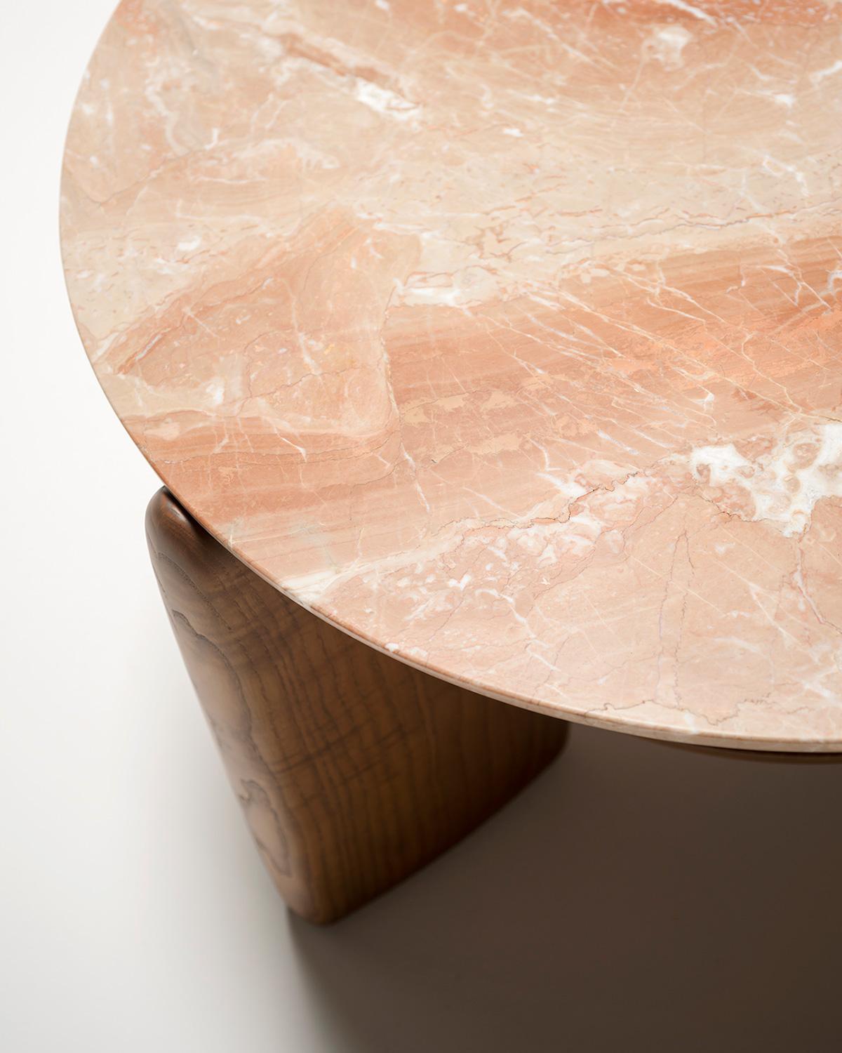 Tacchini Kanji Tisch aus Marmor und Holz entworfen von Monica Förster im Angebot 1