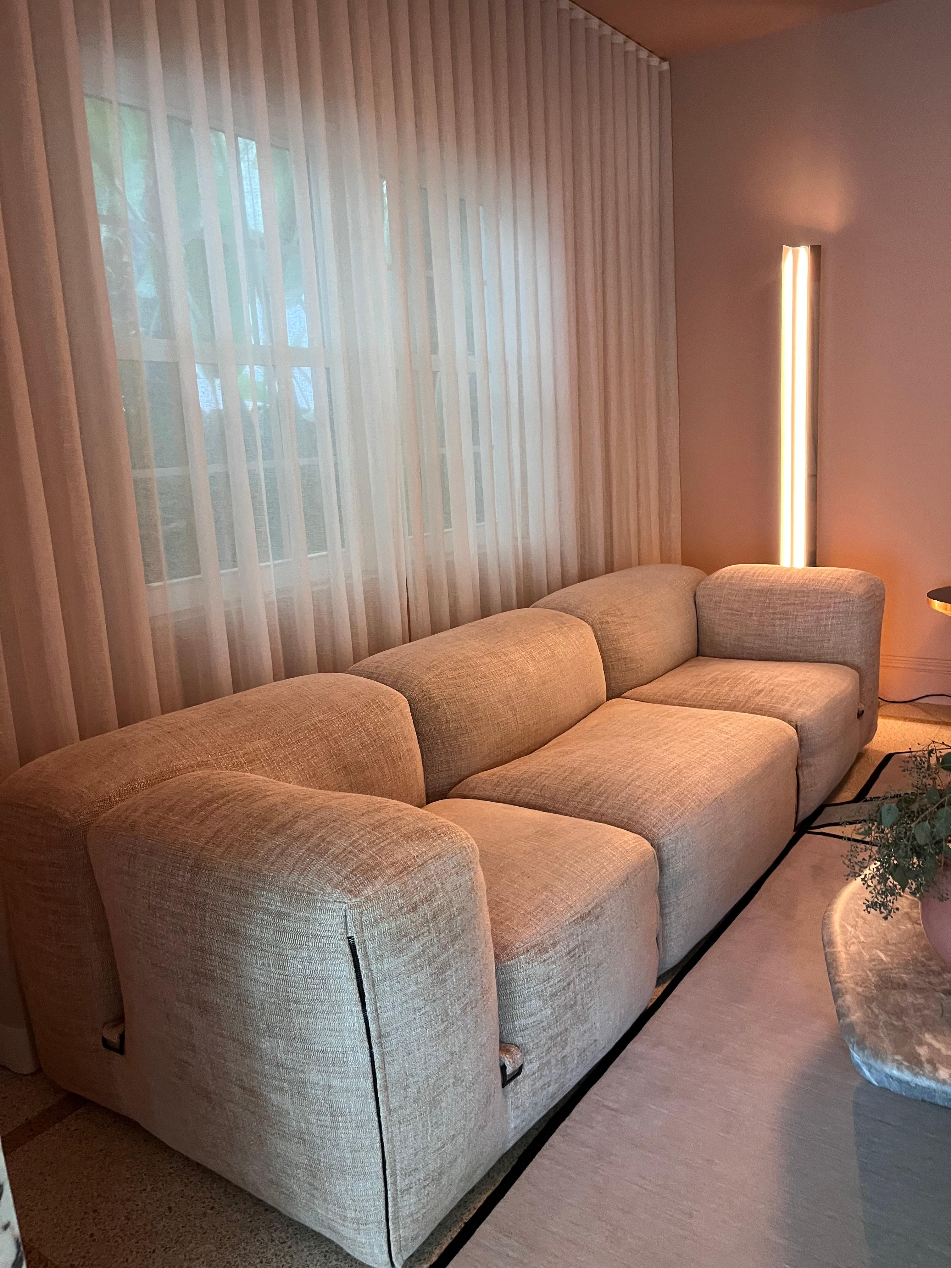 Tacchini Le Mura Modular Sofa by Mario Bellini in STOCK en venta 7