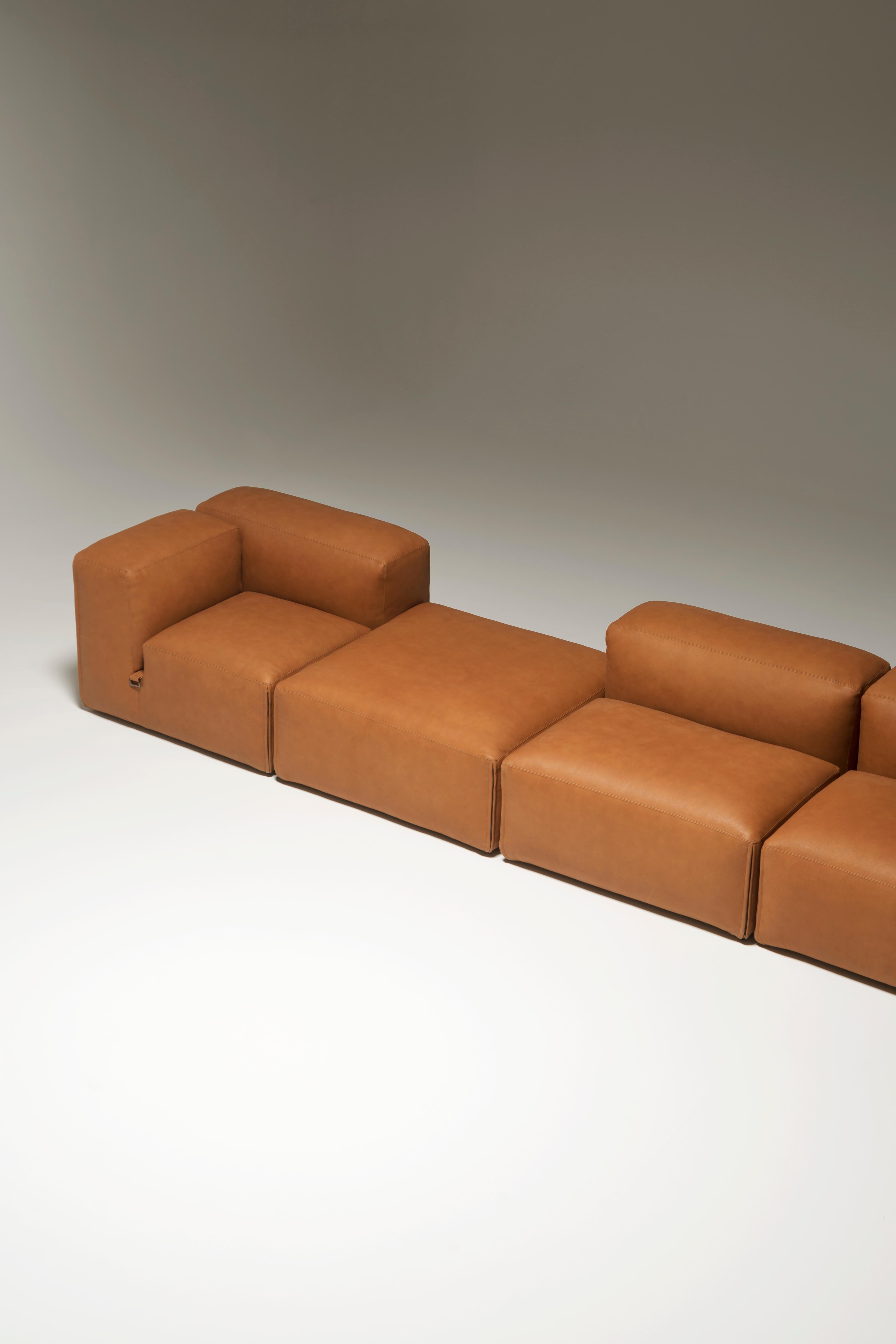 Tacchini Le Mura Modular Sofa designed by Mario Bellini In New Condition In Brooklyn, NY