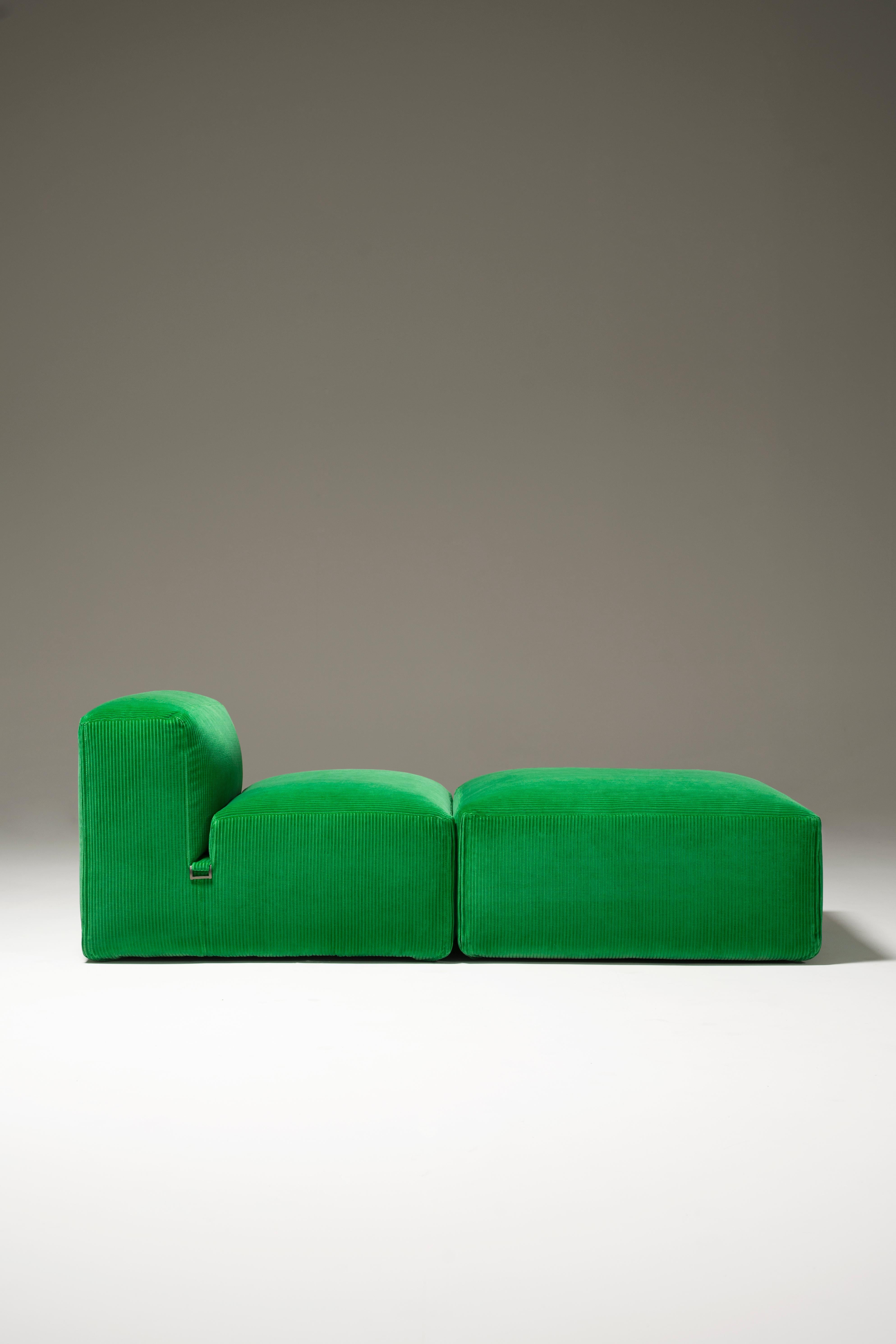 Tacchini Le Mura Modular Sofa designed by Mario Bellini In New Condition For Sale In Brooklyn, NY