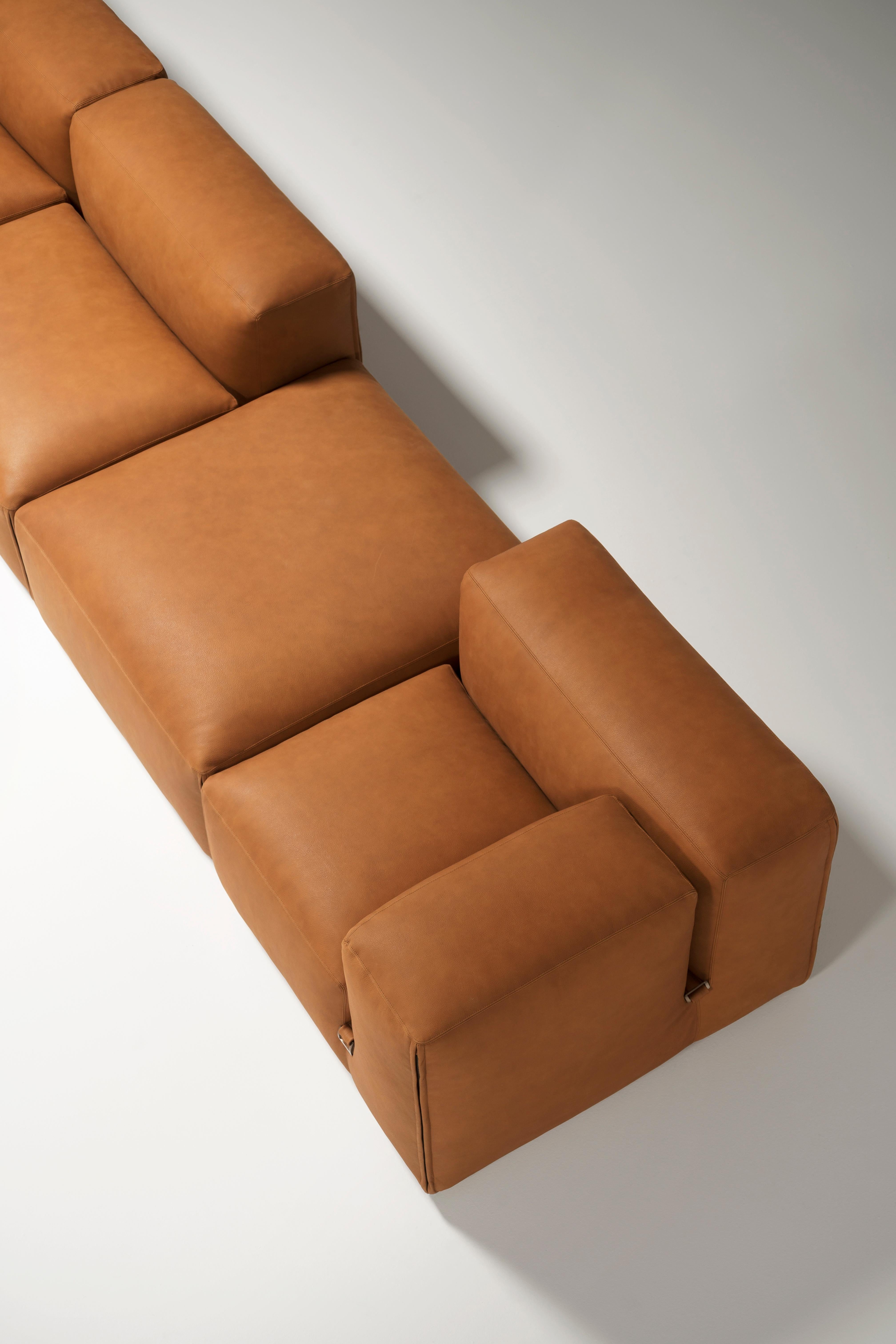 Upholstery Tacchini Le Mura Modular Sofa designed by Mario Bellini