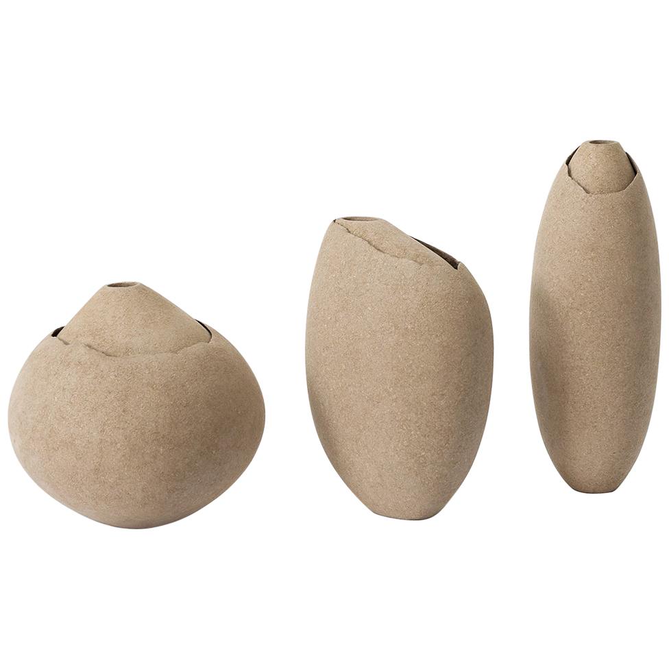 Tacchini Mantiqueira Small Vase in Beige by Domingos Totora
