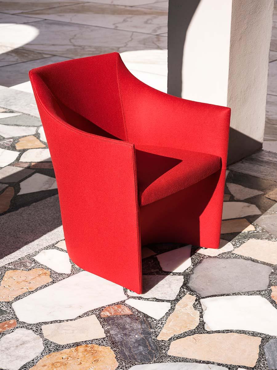 Ensemble de deux fauteuils Tacchini personnalisables Mayfair conçus par Christophe Pillet en vente 1