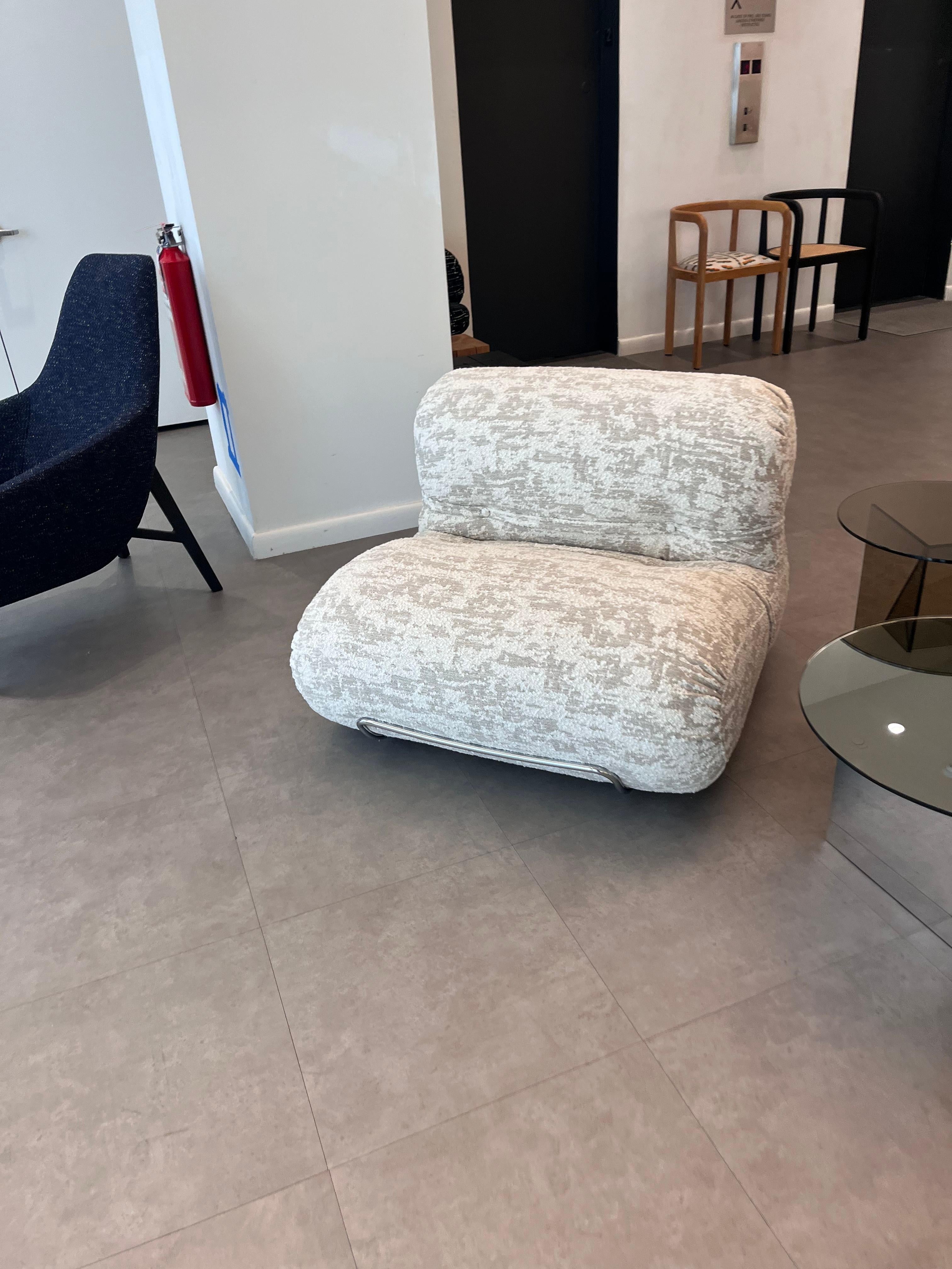 Chaise longue Tacchini Orsola de Gastone Rinaldi en stock Excellent état - En vente à New York, NY