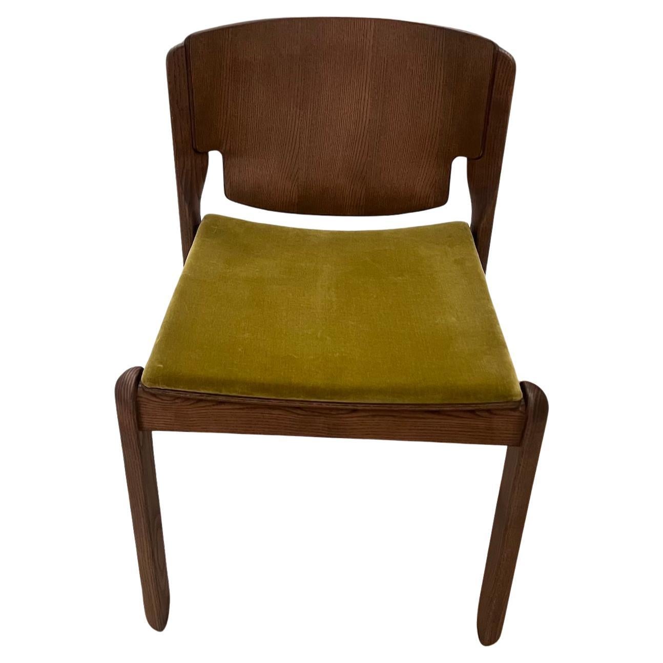 Tacchini Paola Chair by Vico Magistretti in STOCK For Sale