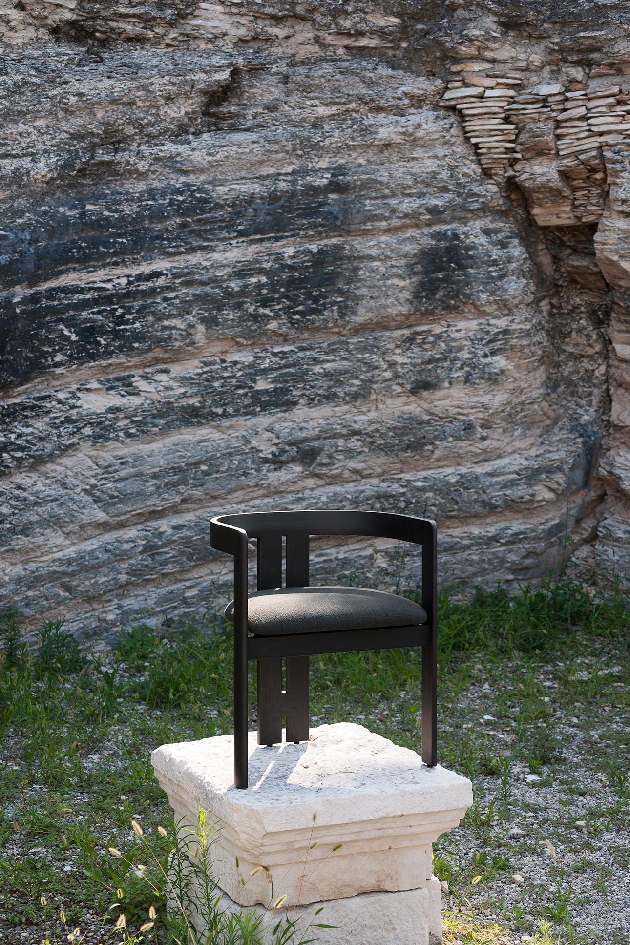 Customizable Tacchini Pigreco Chair Designed by Tobia Scarpa For Sale 7