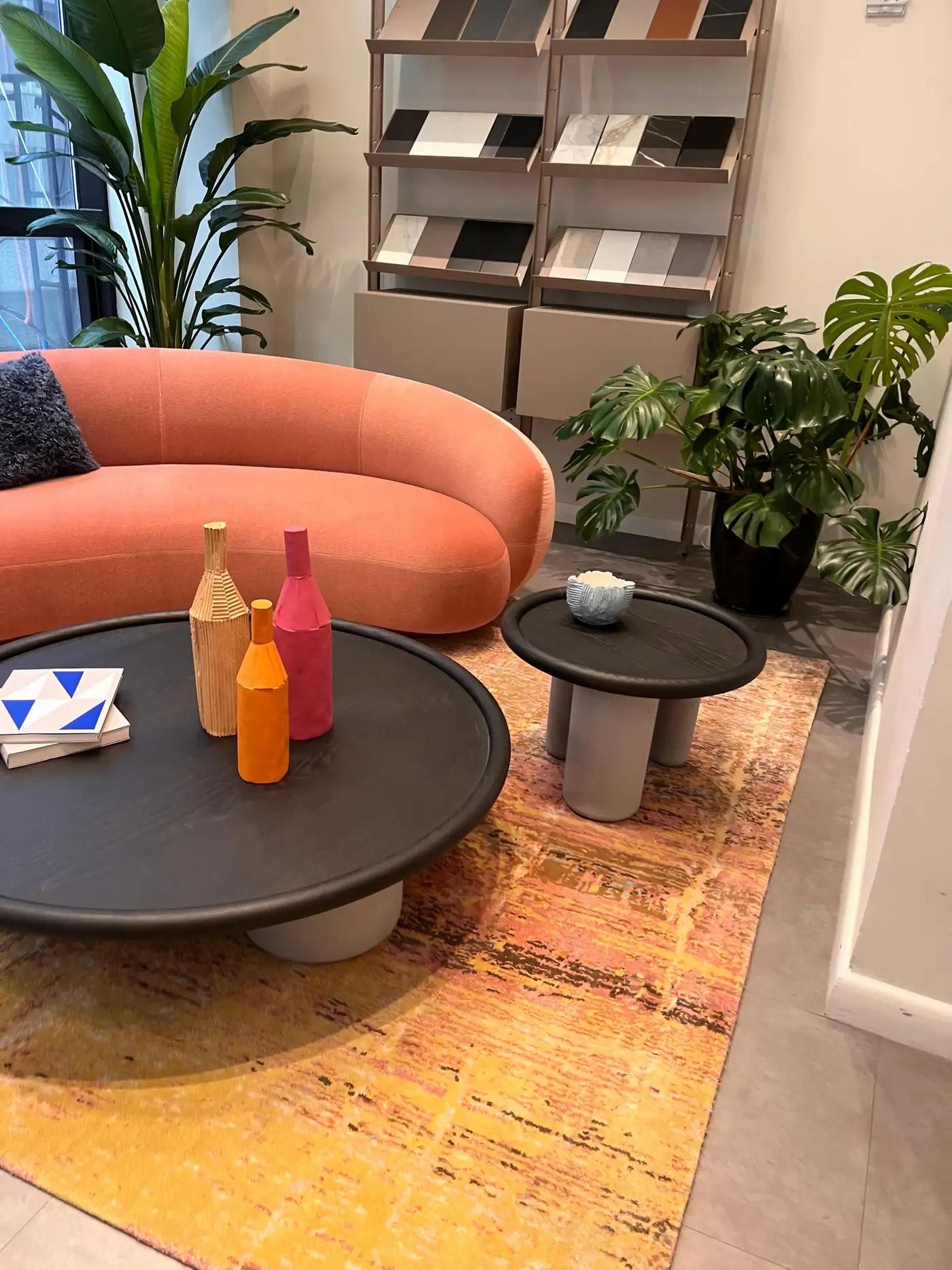 italien Table d'appoint Tacchini Pluto par Studiopepe en STOCK en vente