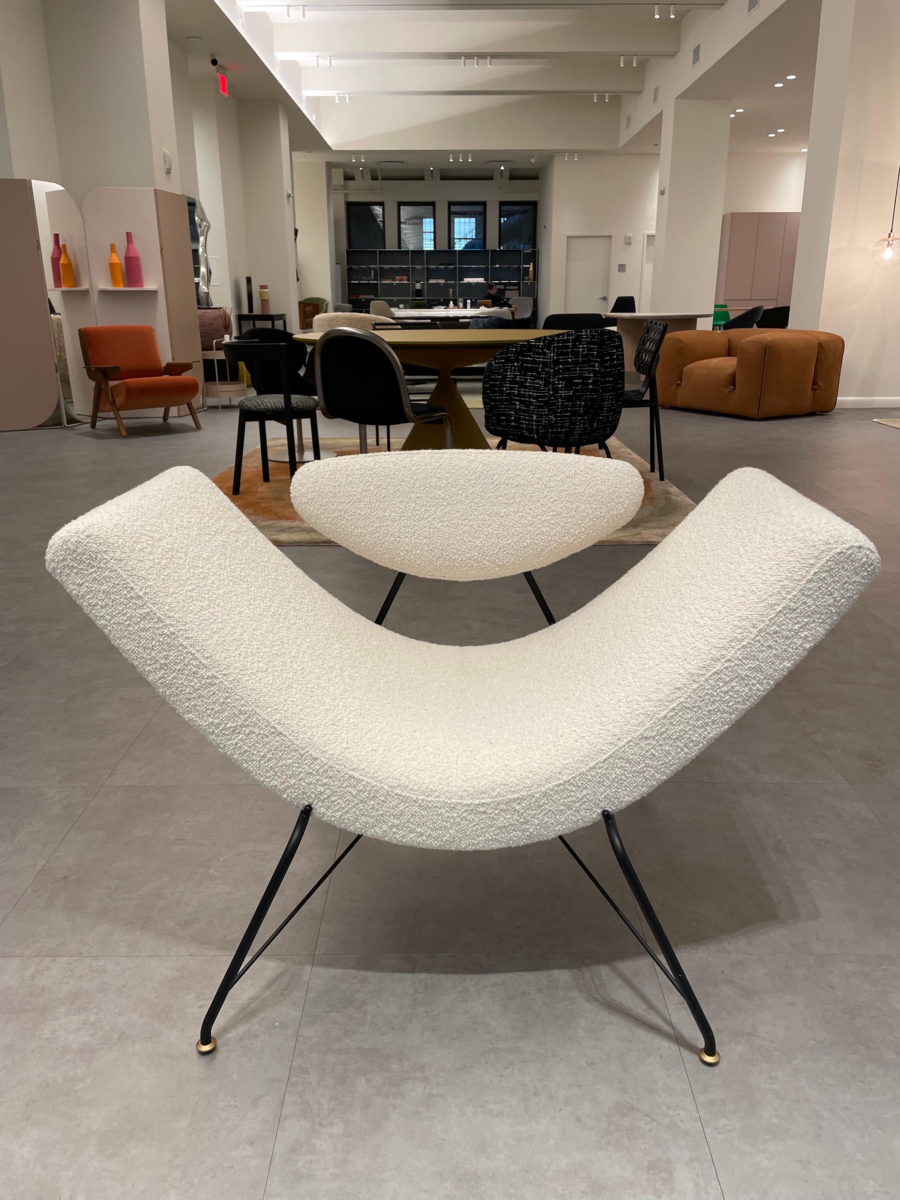 Tacchini Reversível Lounge Chair Designed by Martin Eisler in Stock 4
