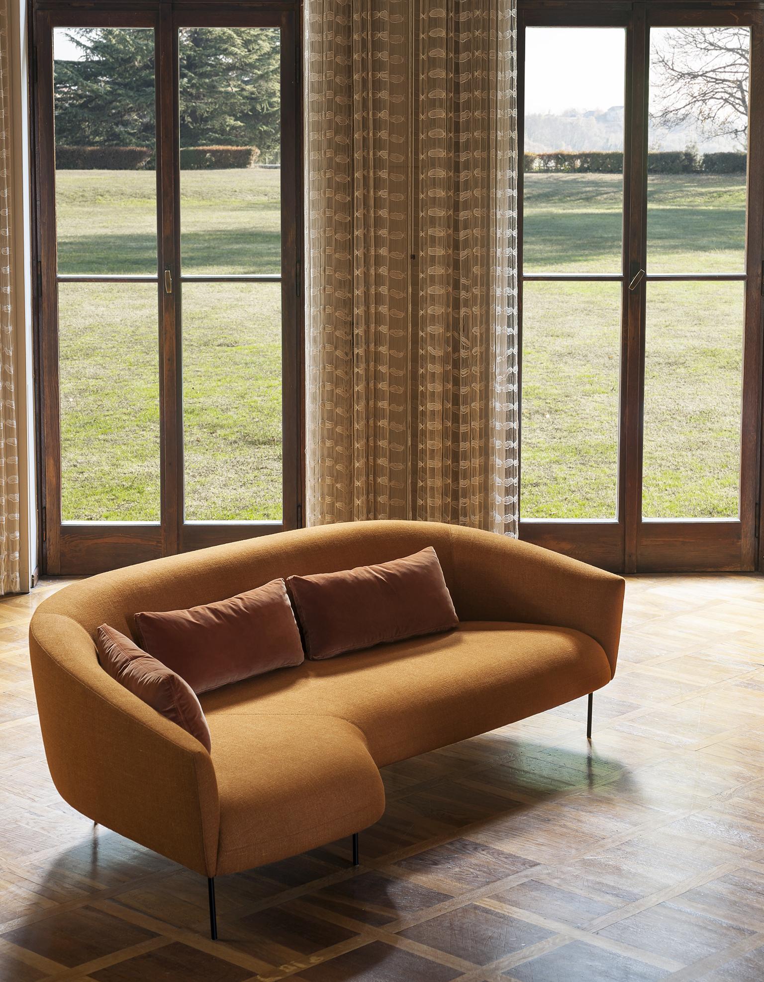 Modern Tacchini Roma Three-Seater Chaise-Longue Sofa in Orange Fabric by Jonas Wagell