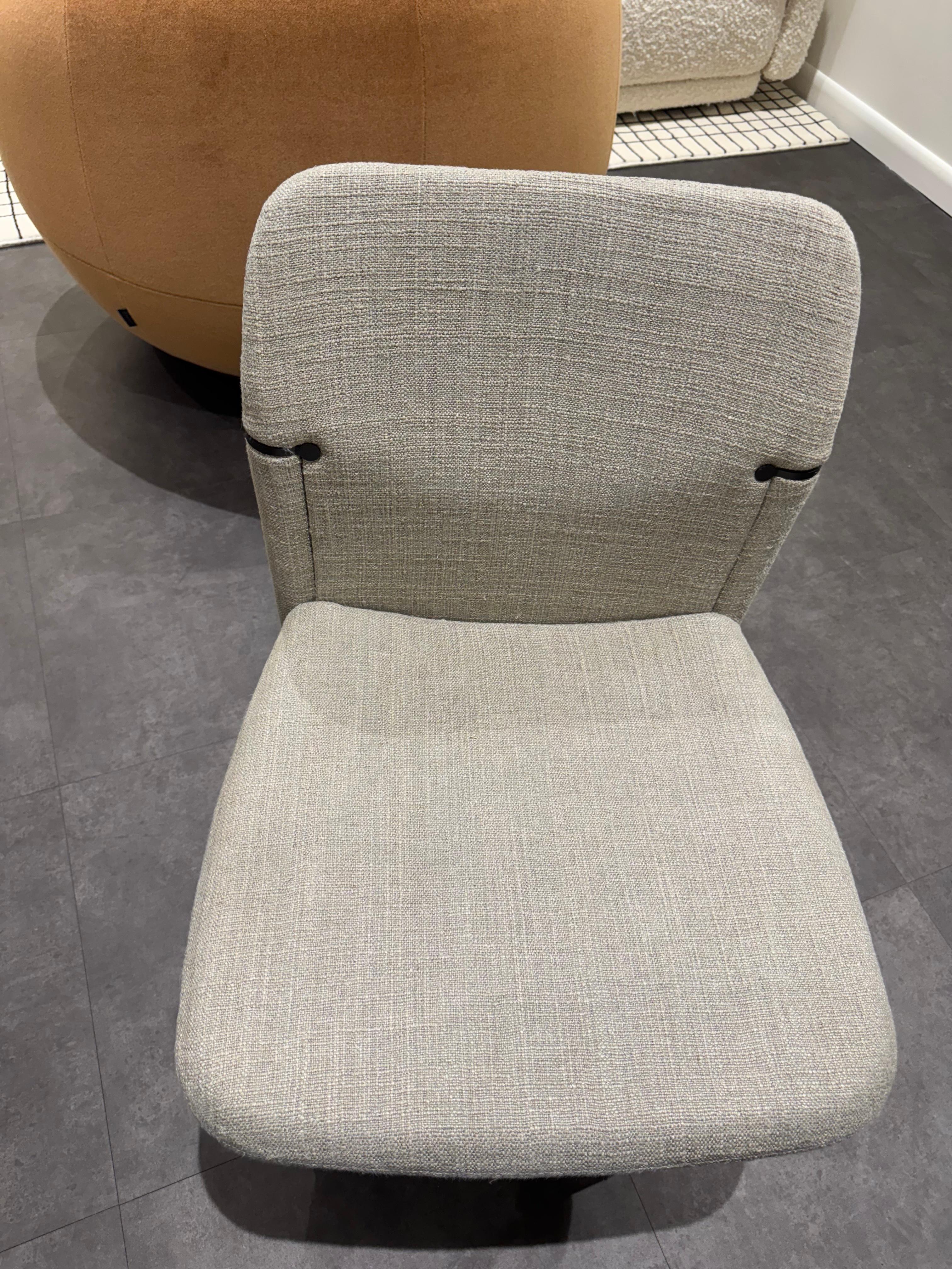 Sedia Tacchini Sempronia di Tobia Scarpa in STOCK In condizioni ottime in vendita a New York, NY