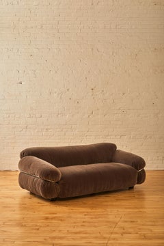 Tacchini Sesann Sofa Designed by Gianfranco Frattini