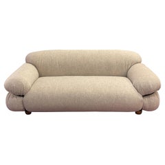 Tacchini Sesann Sofa Designed by Gianfranco Frattini