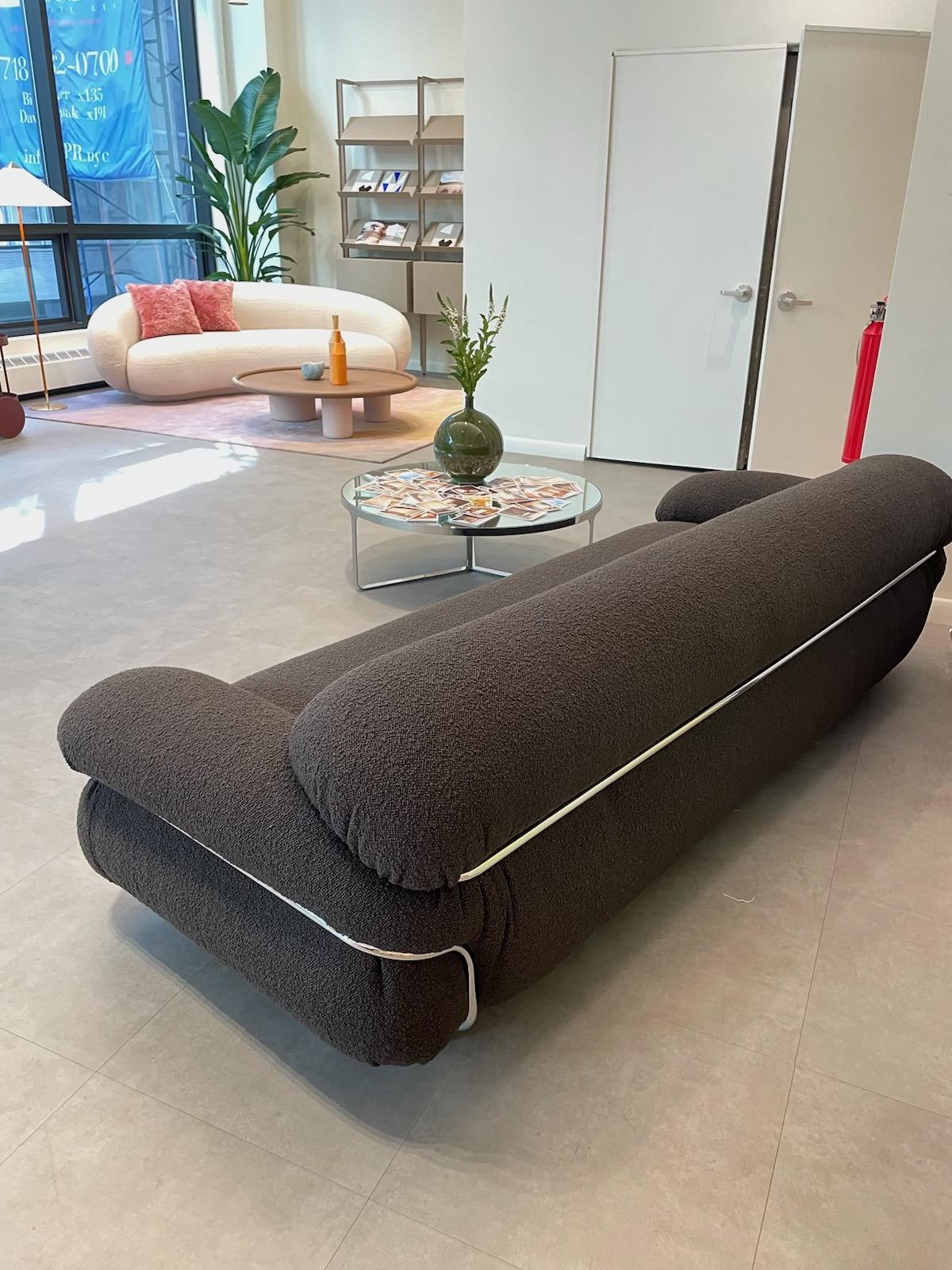  Tacchini Sesann Sofa Designed by Gianfranco Frattini in STOCK For Sale 4