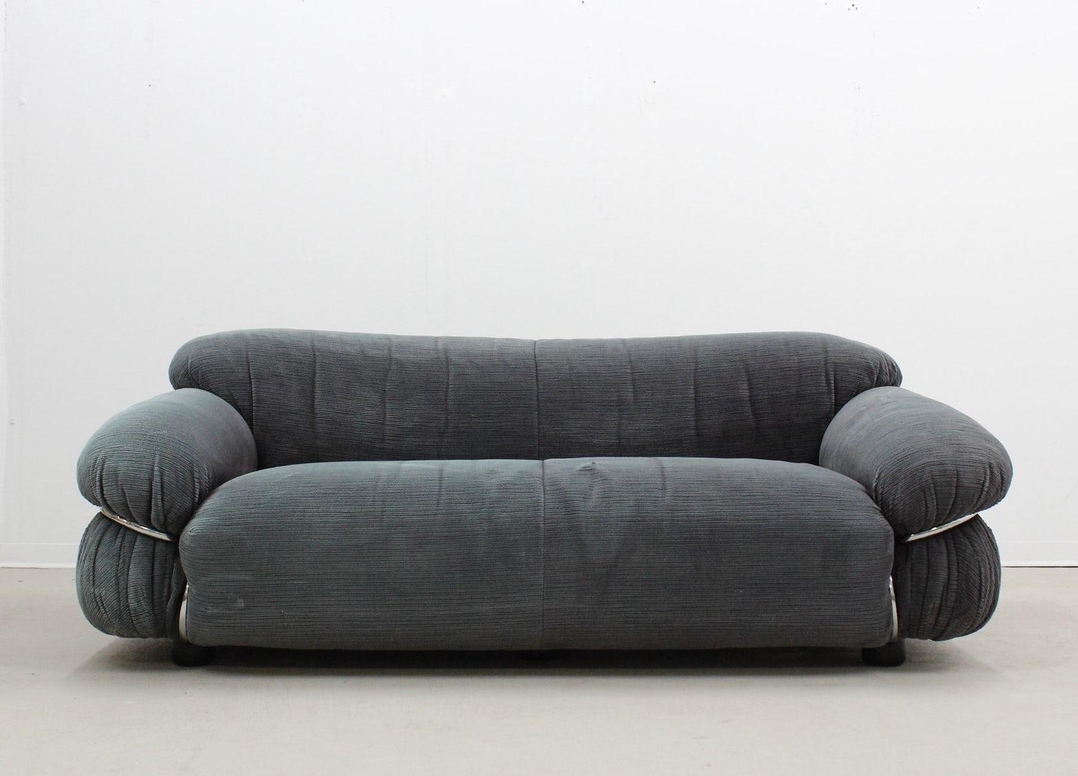Anpassbares Tacchini Sesann-Sofa, entworfen von Gianfranco Frattini  (Leder) im Angebot