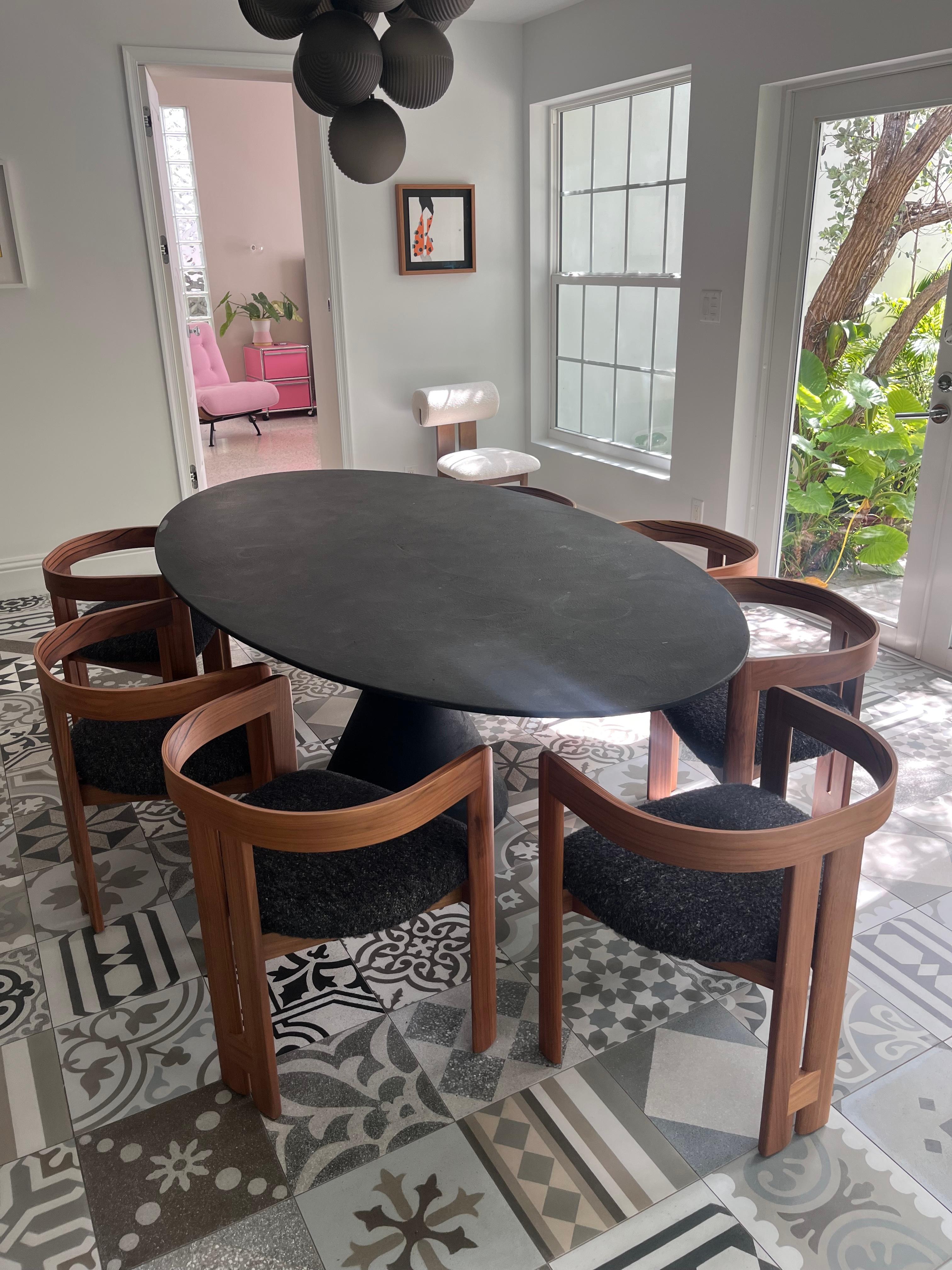 Tacchini Set of Eight Limited edition of 200 Pigreco Chairs in STOCK In Excellent Condition For Sale In New York, NY