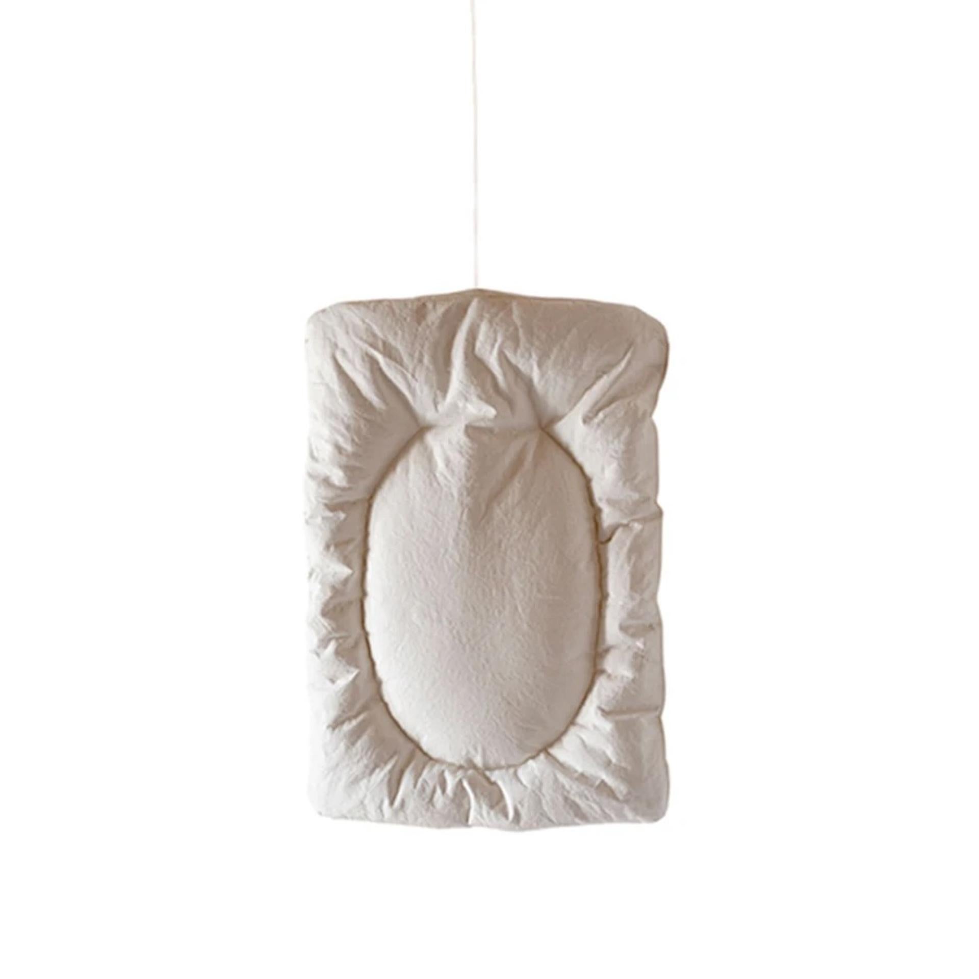 XXI secolo e contemporaneo Set di tre lampade a sospensione Tacchini Lunar di Faye Toogood in vendita