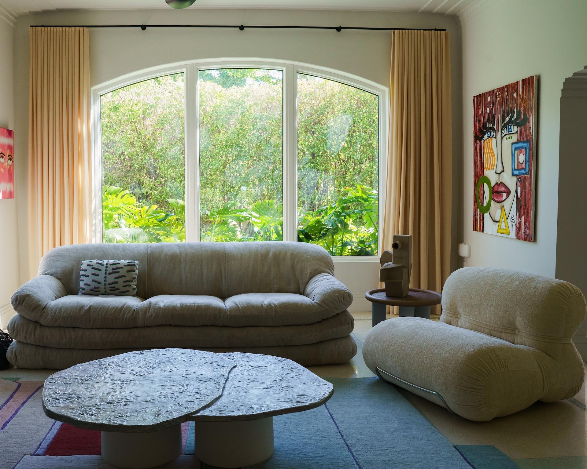 Tacchini Solar Sofa von Faye Toogood in STOCK (Italienisch) im Angebot