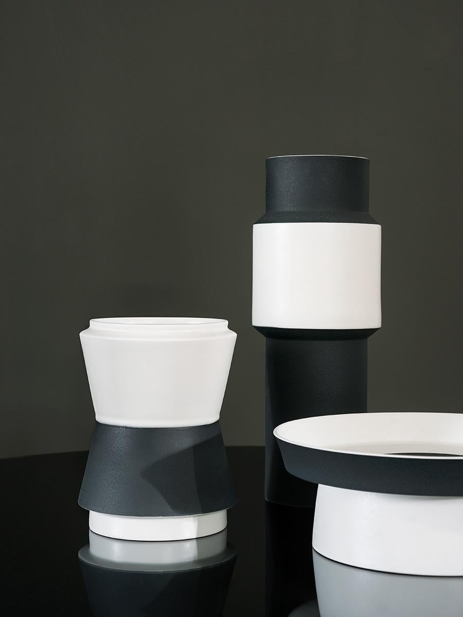 Tacchini Vasum Porcelain Pot Designed by Maria Gabriella Zecca 2