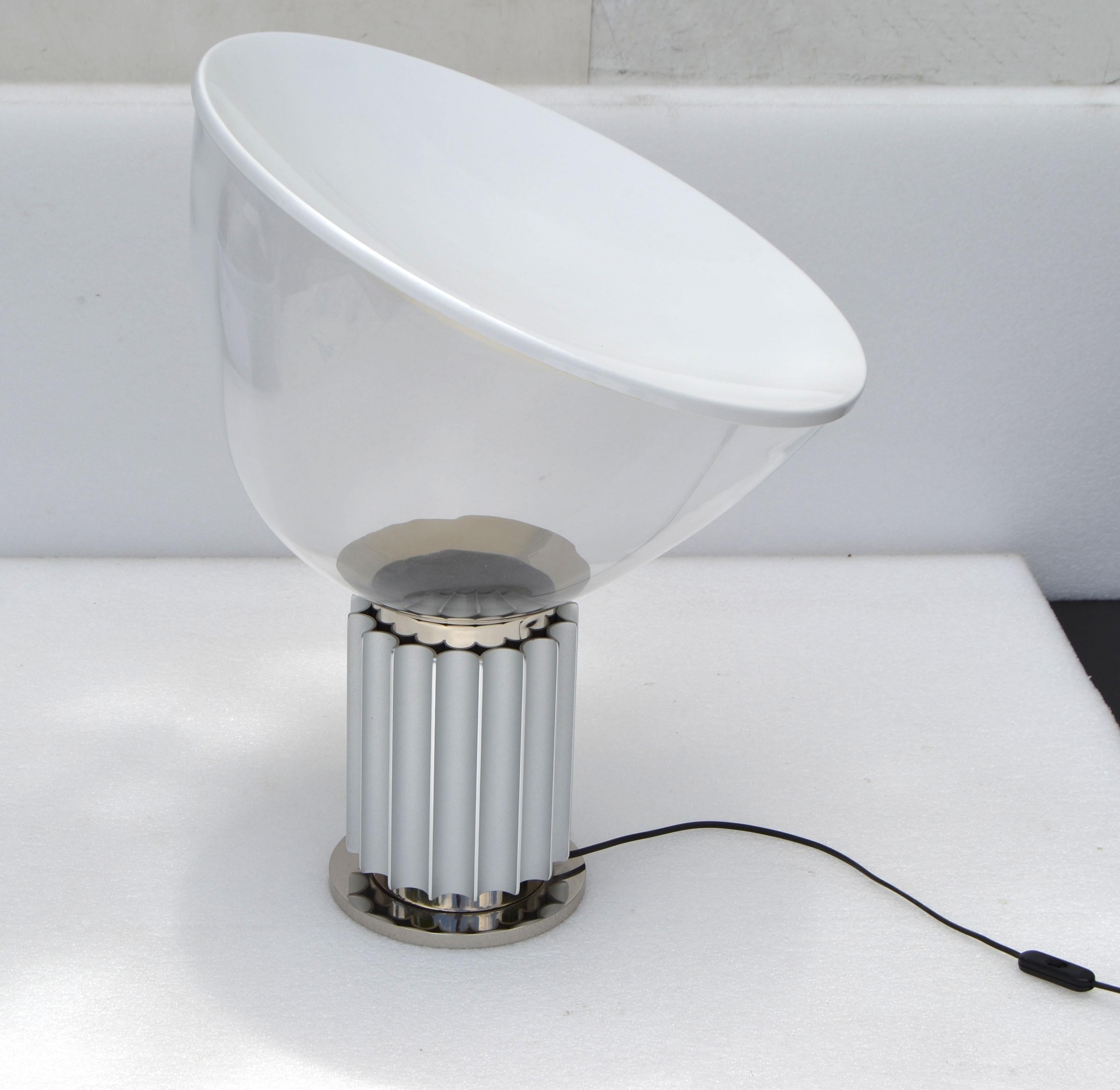 Taccia Lamp by Achille & Pier Giacomo Castiglioni 4