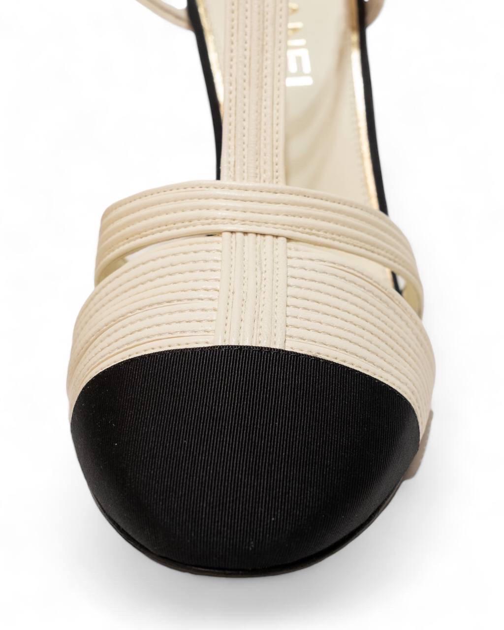 Tacco Chanel Sandalo CC Perle Bicolor Bianco 5