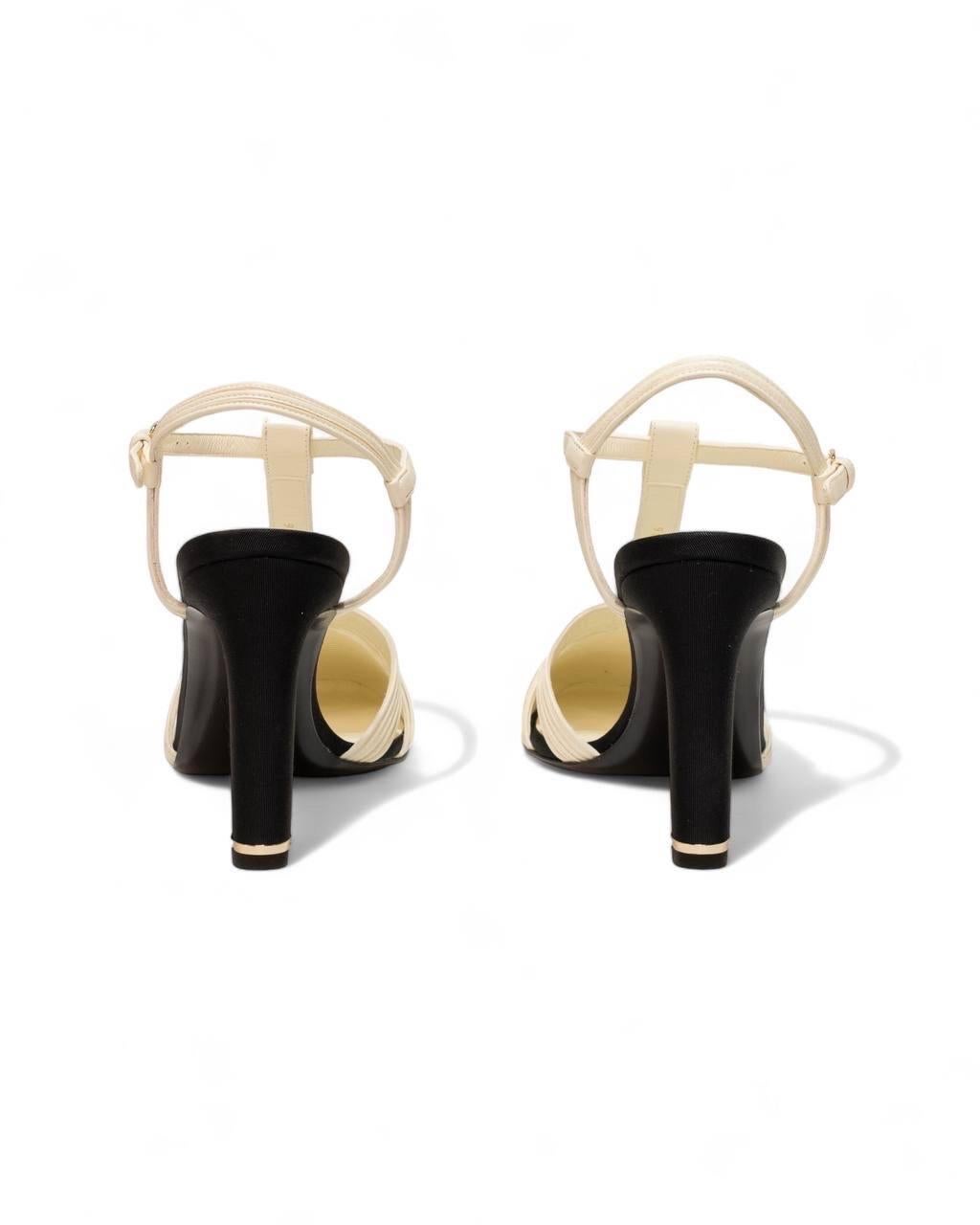 Tacco Chanel Sandalo CC Perle Bicolor Bianco (Beige)