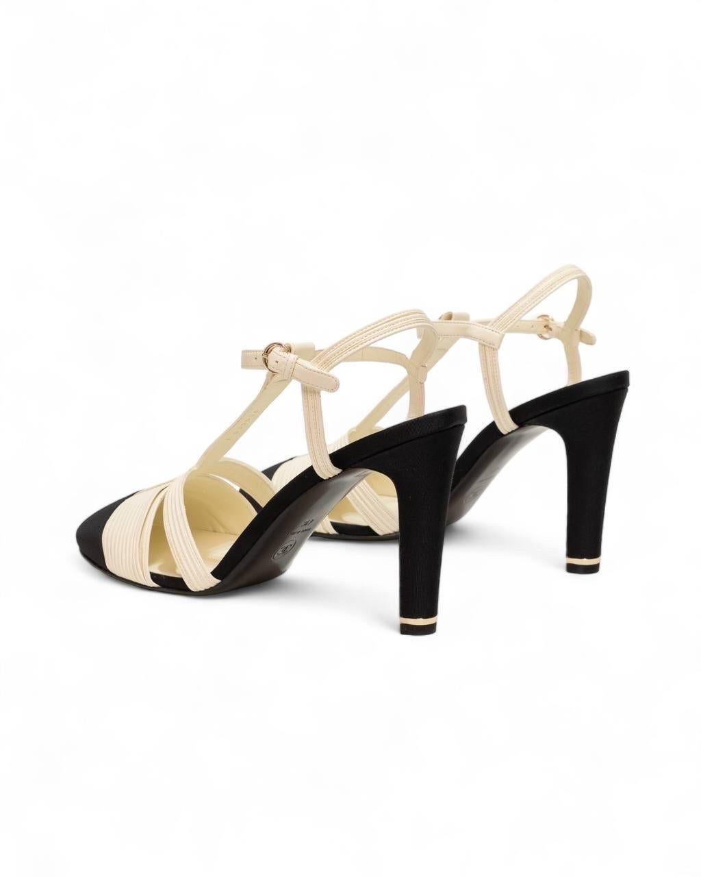 Tacco Chanel Sandalo CC Perle Bicolor Bianco Damen