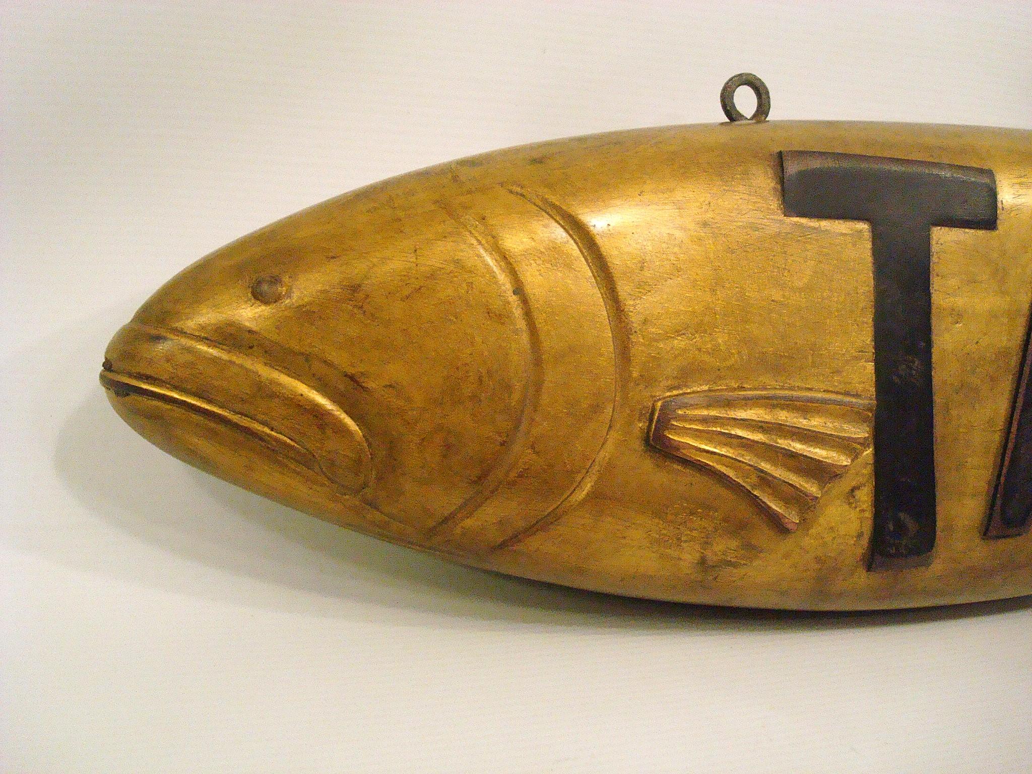 Insegna folkloristica in legno di Tackle Fish Store Teade. Caccia Pesca Cabine.  USA 1930 in vendita 2