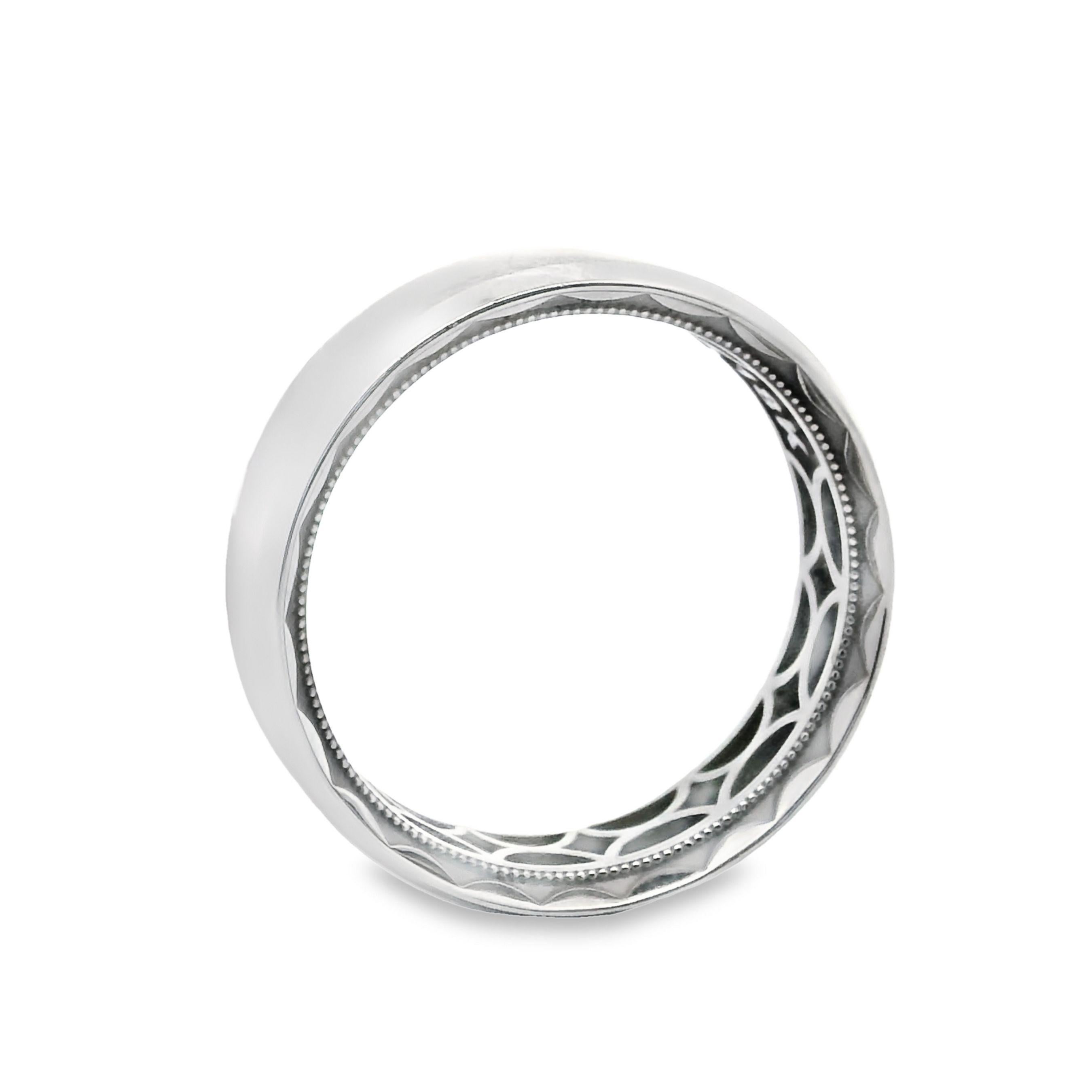 Tacori 107-7W Men's Wedding Band in 18K White Gold, High Polish and 7mm Width Contemporáneo en venta