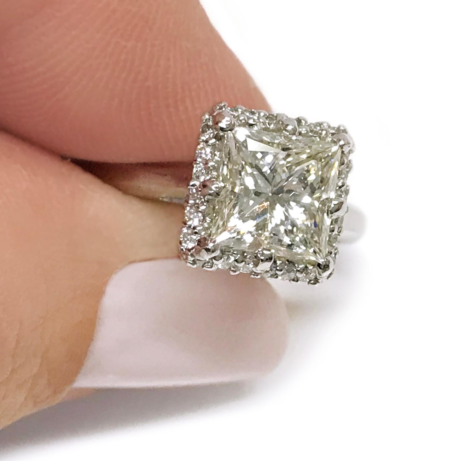 Women's Tacori Platinum Diamond Engagement Ring, GIA Certified, 1.59 Carat For Sale