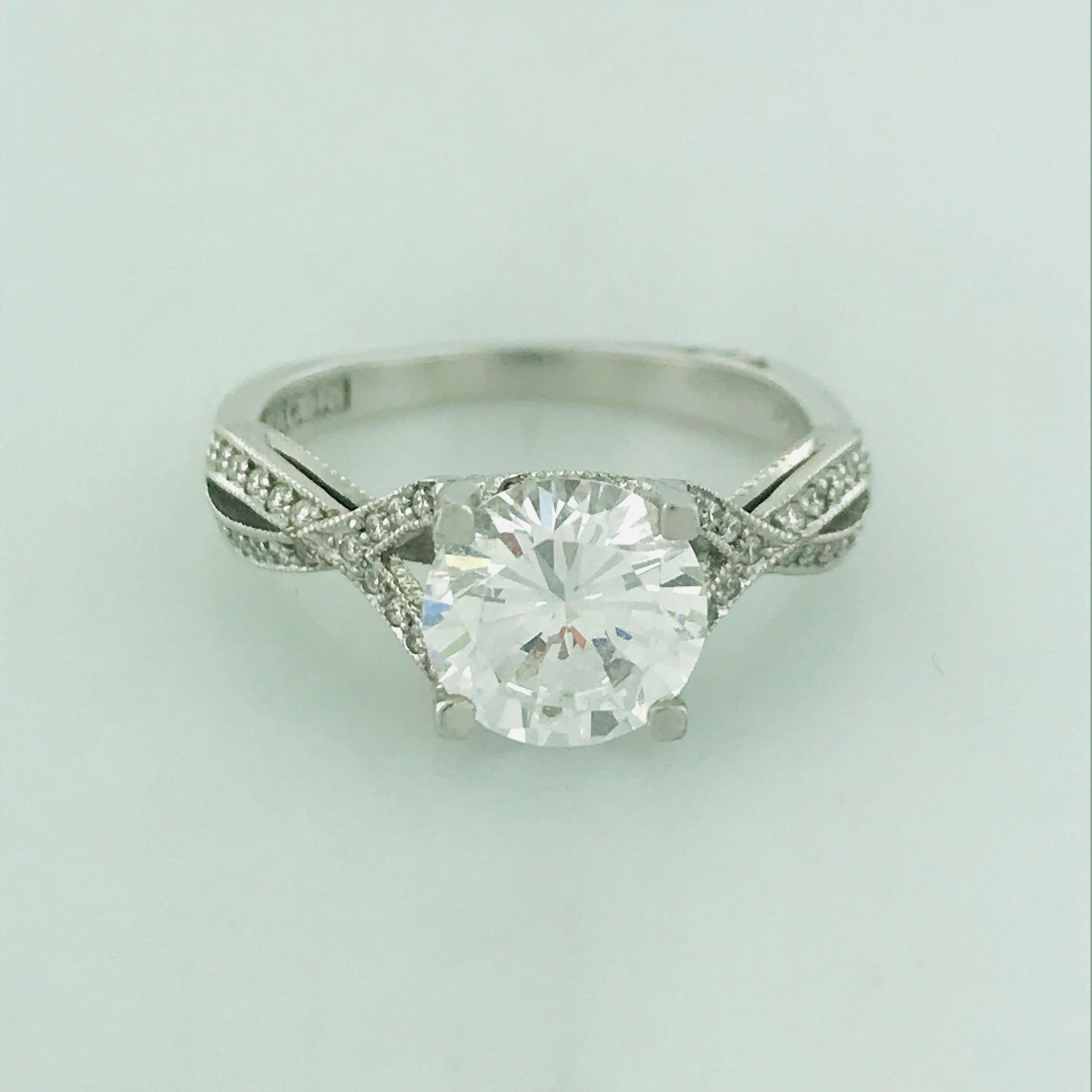 2.00 Tacori Engagement Ring in 18K White Gold w Round Brilliant Cut Diamond For Sale 5