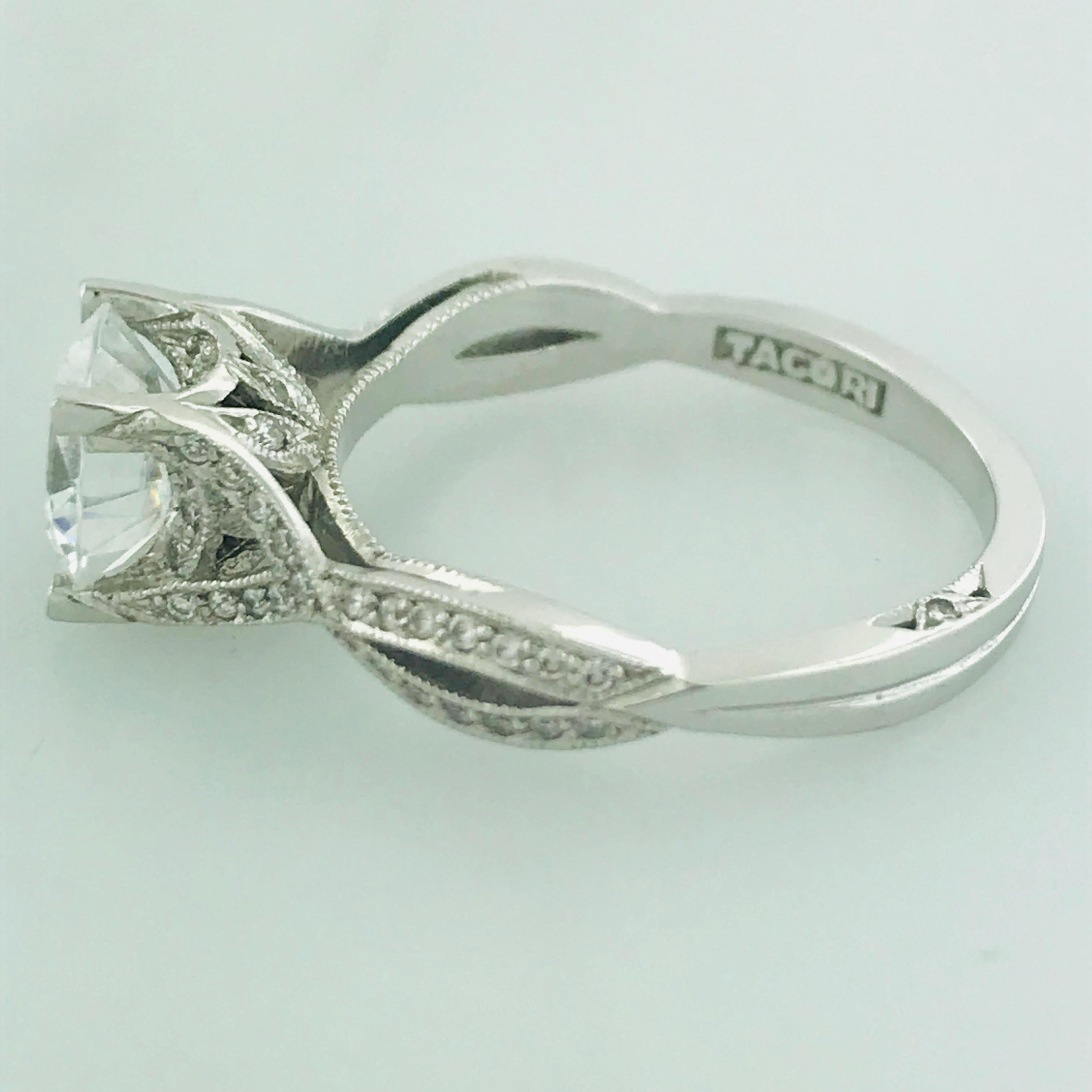 2.00 Tacori Engagement Ring in 18K White Gold w Round Brilliant Cut Diamond In New Condition For Sale In Austin, TX