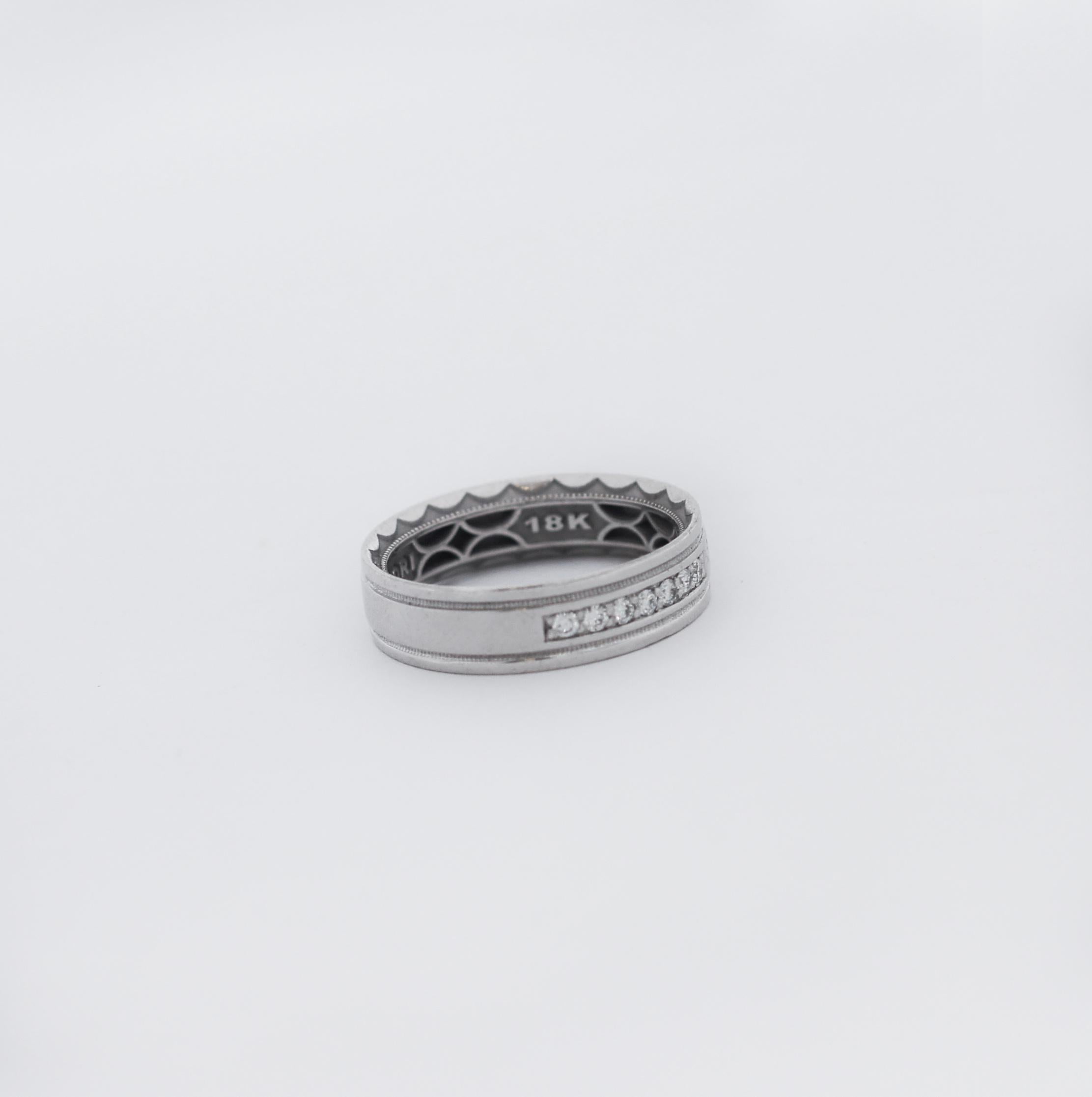Round Cut Tacori 18K White Gold Diamond Wedding Band Ring For Sale